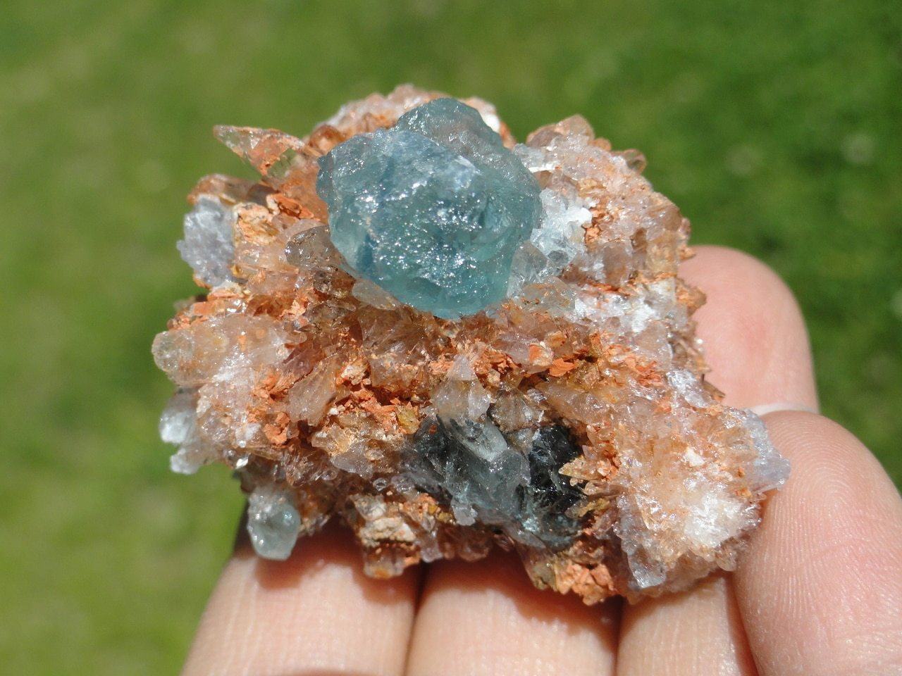 CREEDITE & FLUORITE CLUSTER~ Stone of Creative Visualization*