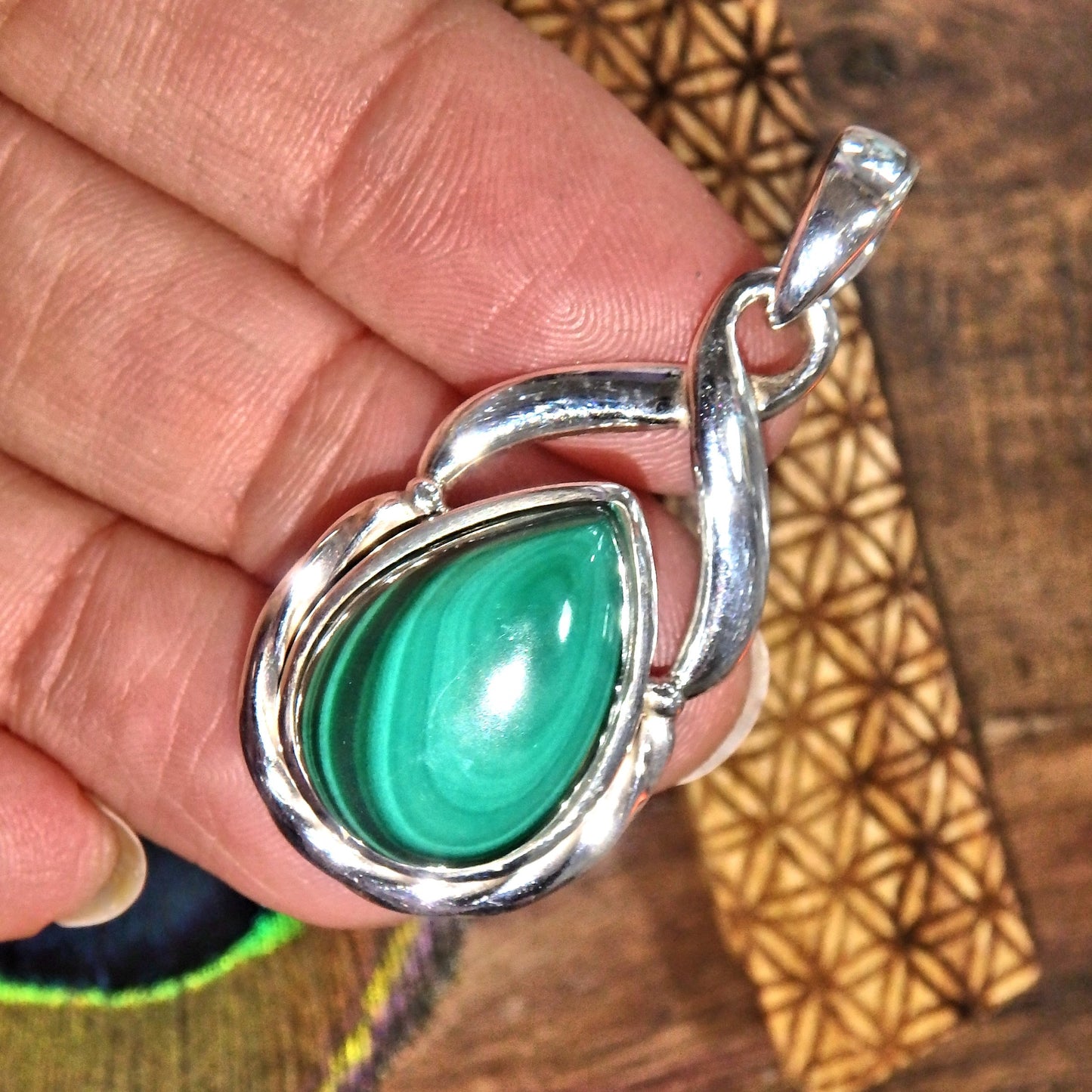 Nature Lovers Green Malachite Pendant in Sterling Silver (Includes Silver Chain) - Earth Family Crystals