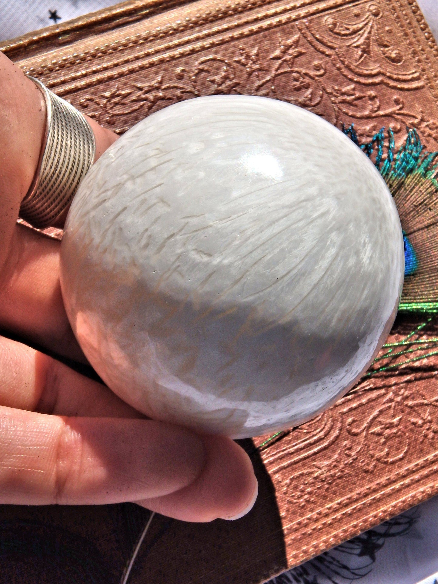 Blooming Silky White Flower Pattern Scolecite Sphere Carving