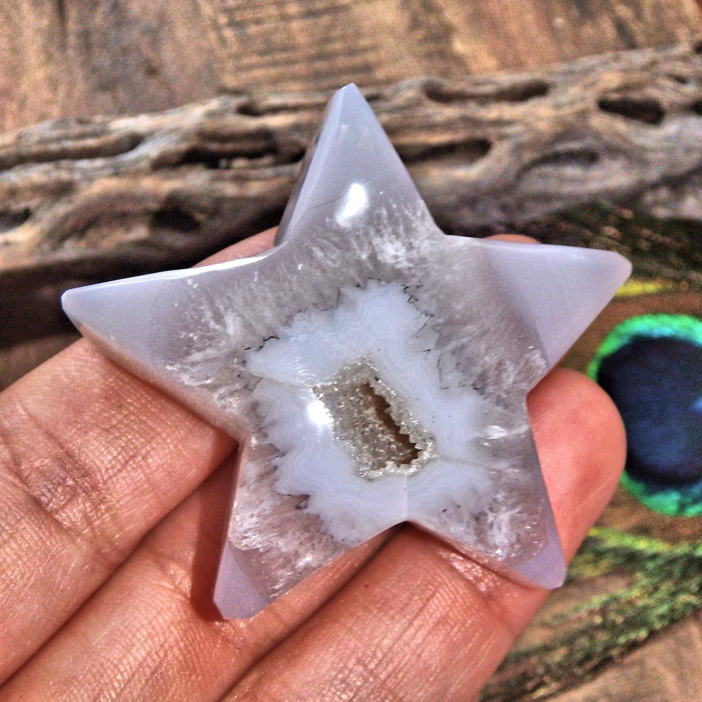  Cute Quartz Geode & Agate Star Carving (Reduced)