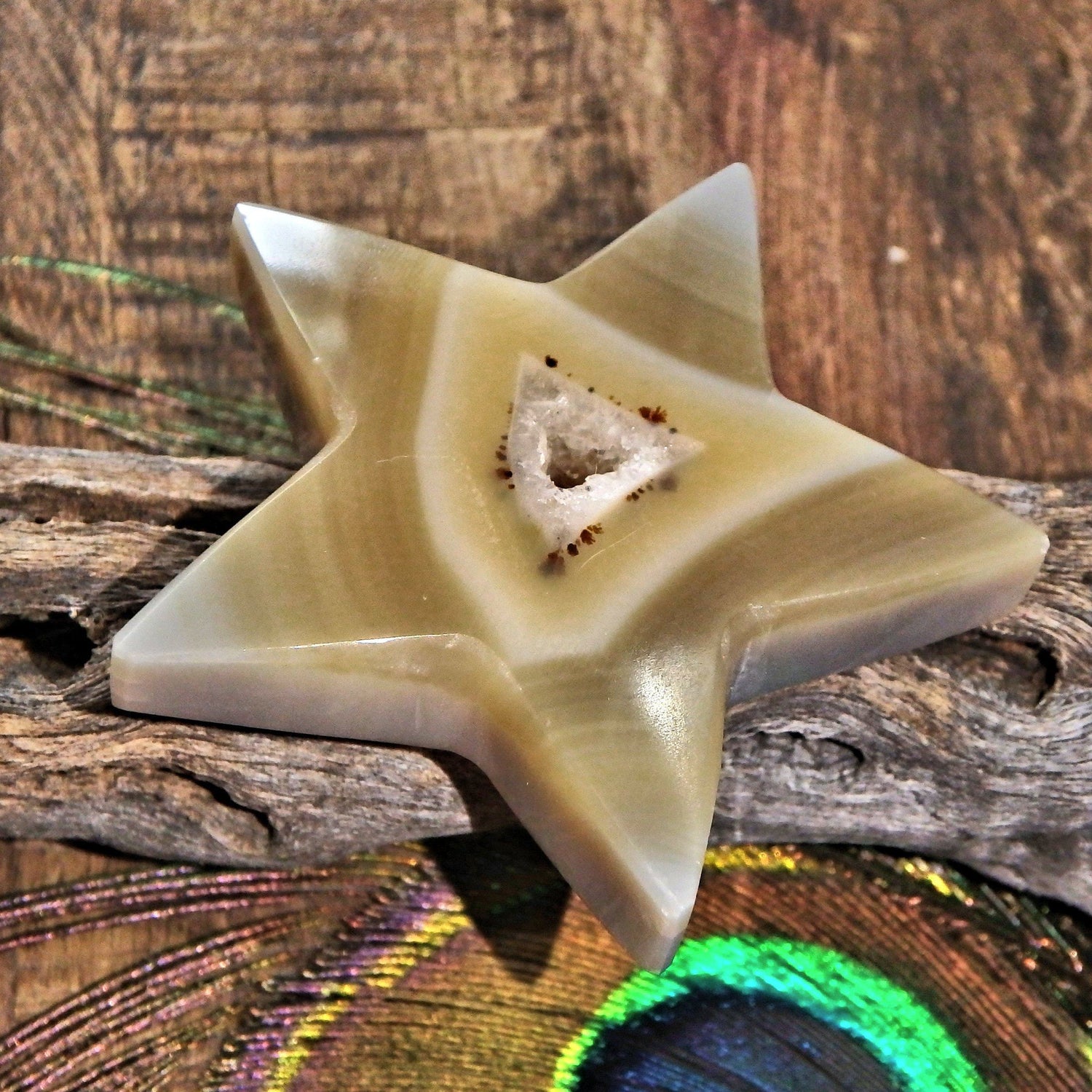 Cute Quartz Geode & Agate Star Carving 1