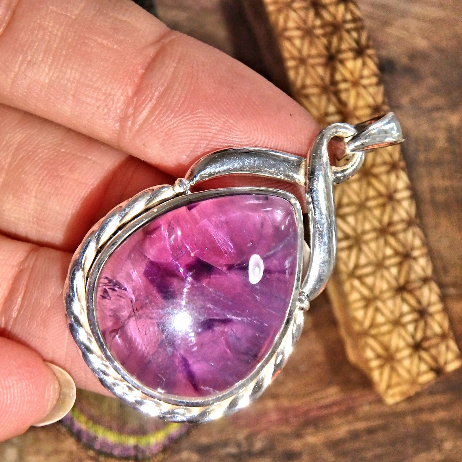 Healing Optical Purple Amethyst Elegant  Pendant in Sterling Silver (Includes Silver Chain) - Earth Family Crystals