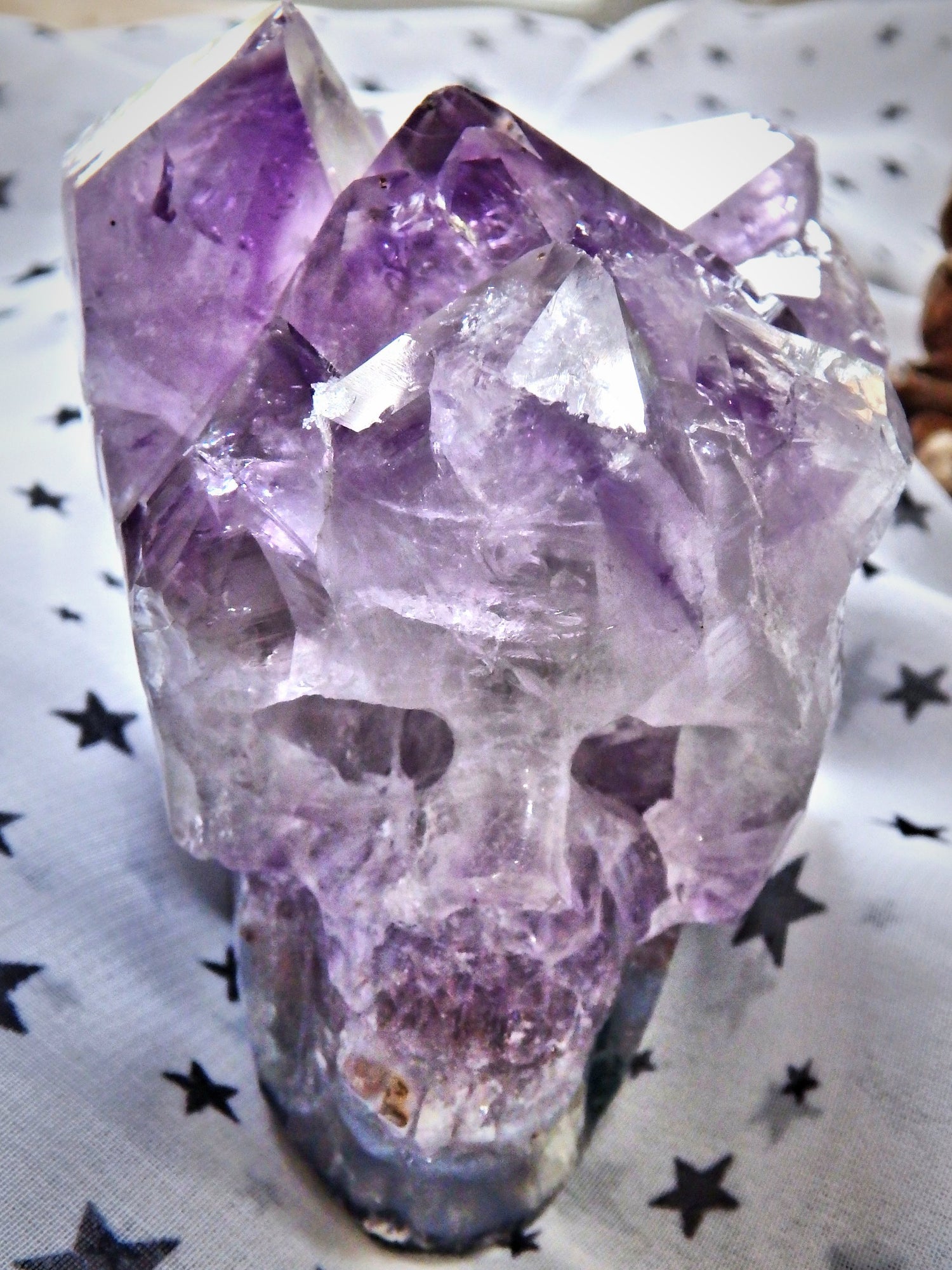  Breathtaking Amethyst Skull Carving With Personality