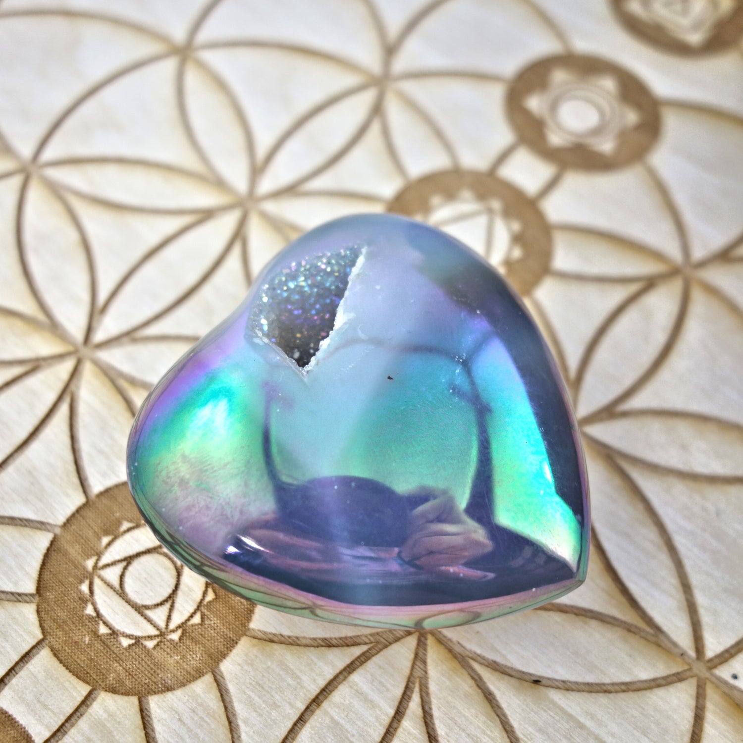 Sparkling & Uplifting Angel Aura & Titanium Druzy Geode Agate Love Heart 2 - Earth Family Crystals