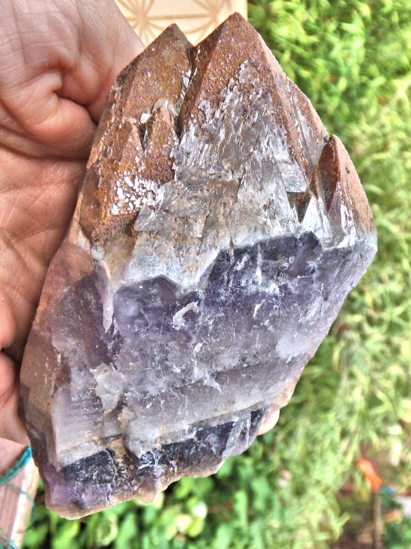 Powerful Perfect Hematite Capped Record Keeper Point Auralite-23 With Self Healing From Ontario, Canada - Metiz Tier Price