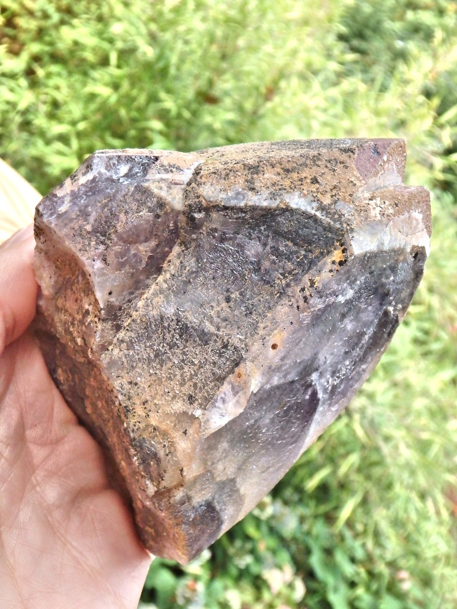 Powerful Perfect Hematite Capped Record Keeper Point Auralite-23 With Self Healing From Ontario, Canada - Metiz Tier Price
