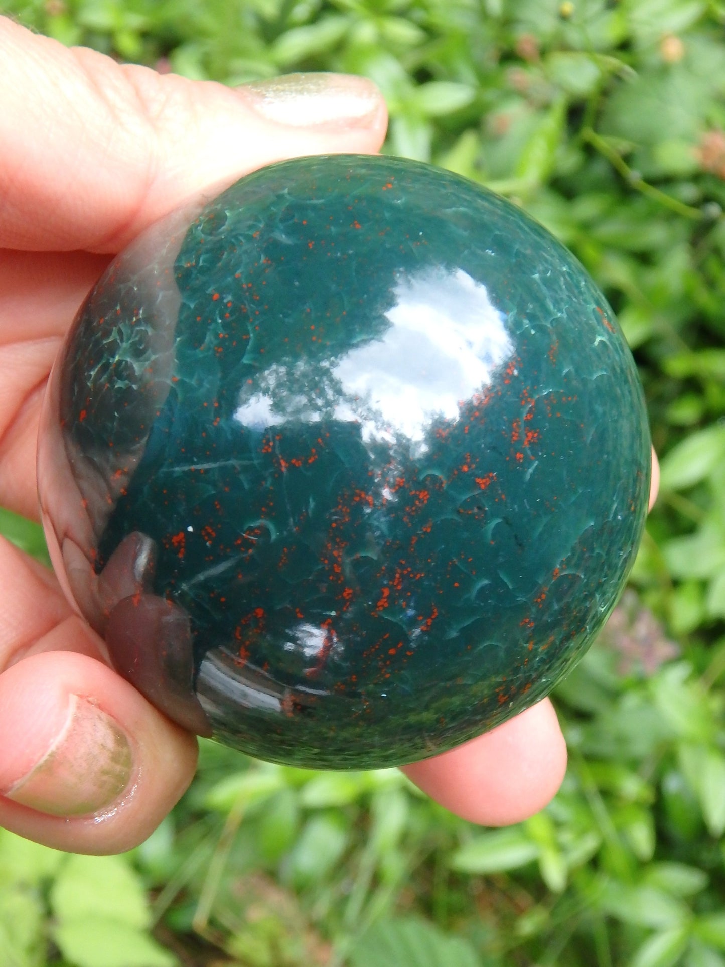 Shiny Deep Forest Green With Red Speckles Bloodstone Sphere Carving - Metiz Tier Price