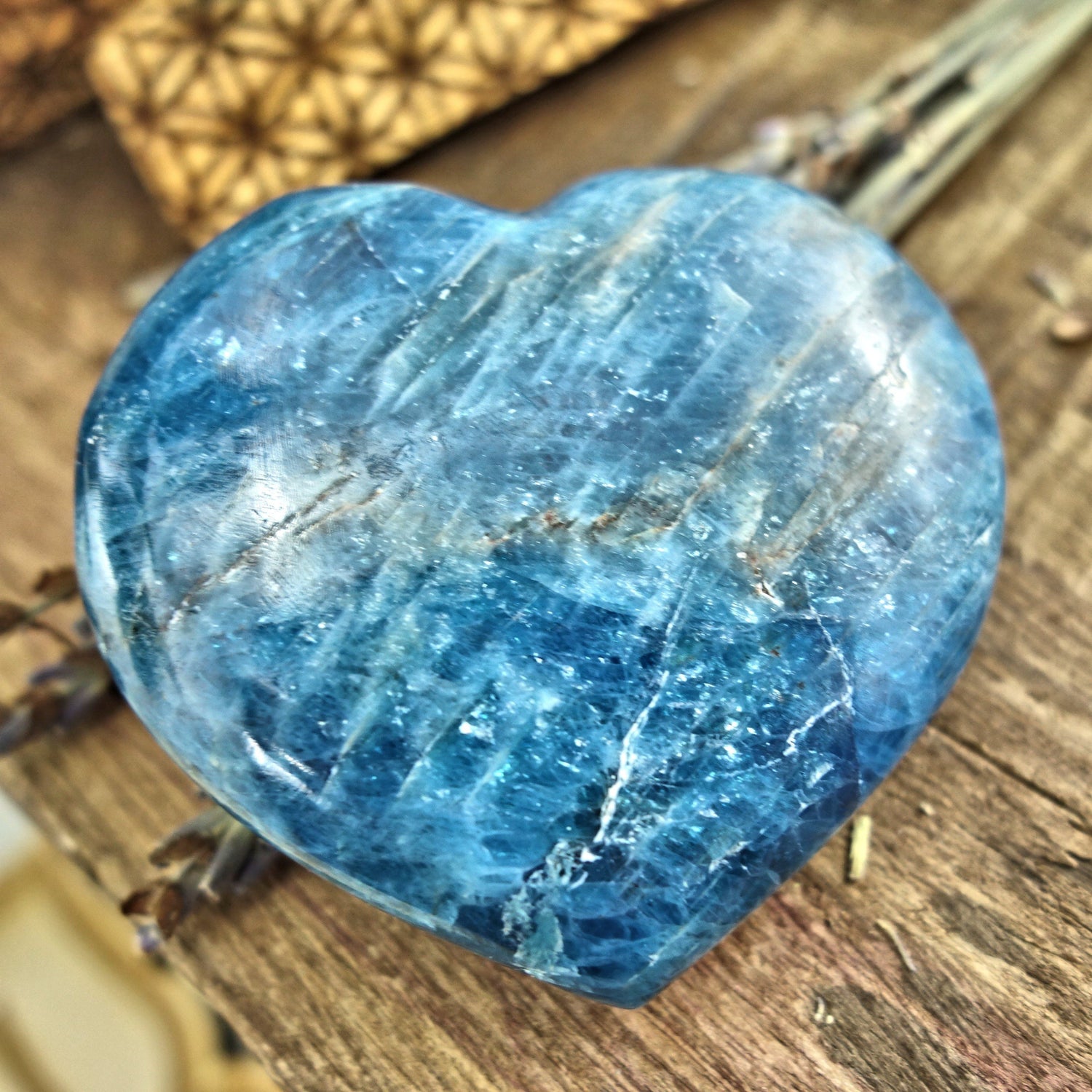  Beautiful Blue Apatite Love Heart Carving 3