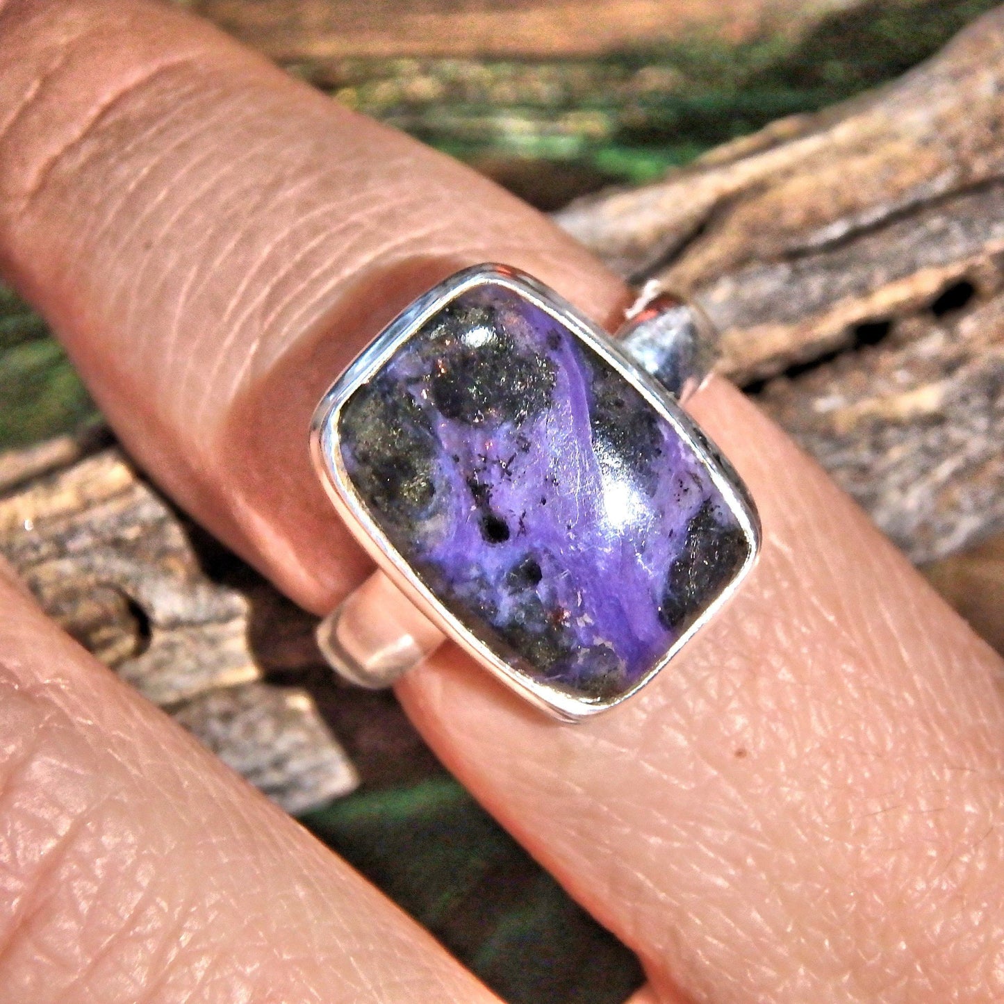  Deep Purple Charoite Swirls Gemstone Ring in Sterling Silver (Size 8)