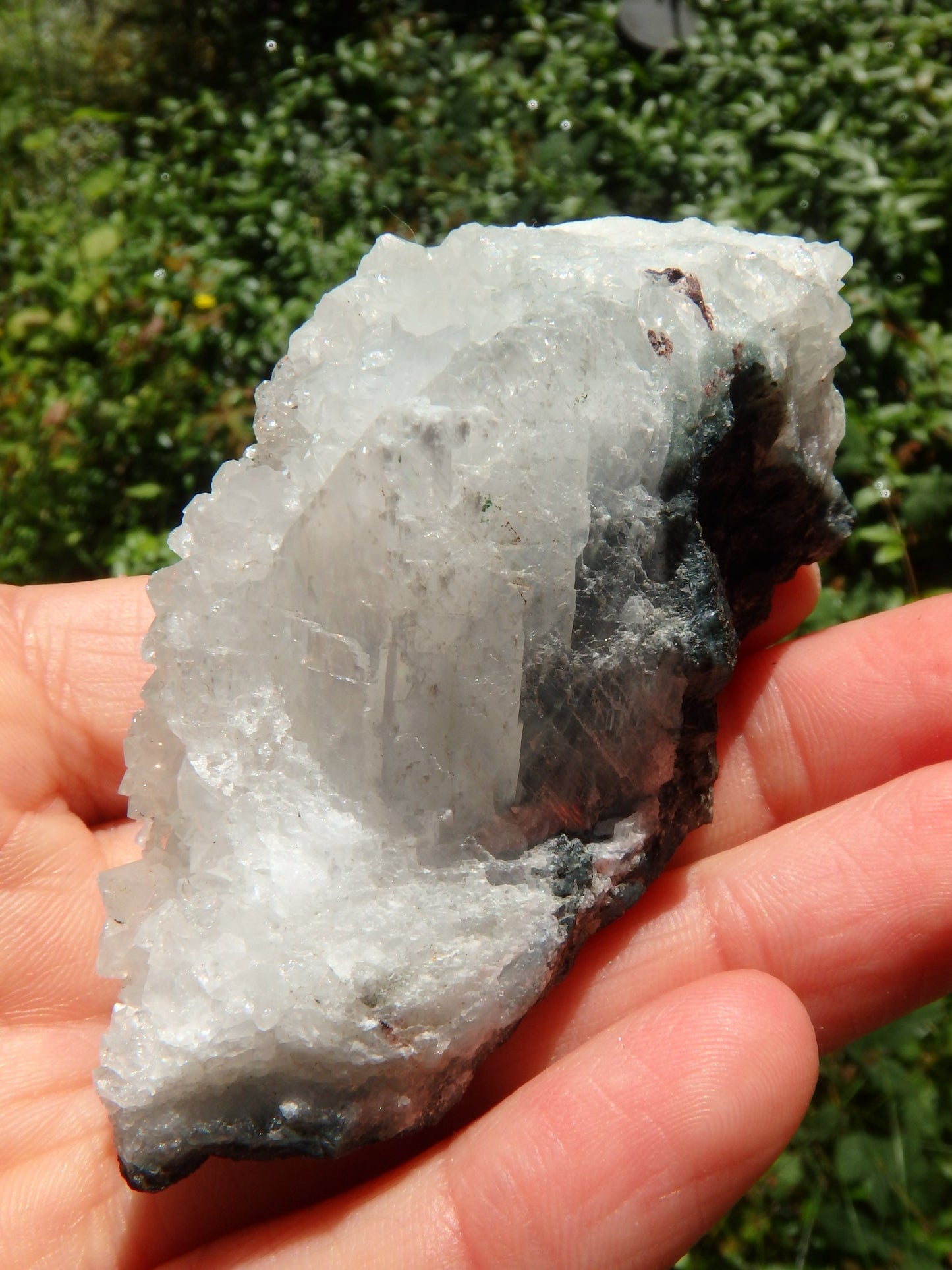 Shimmering Quartz & Apophyllite Druzy Points on Clear Calcite Matrix From India - Metiz Tier Price
