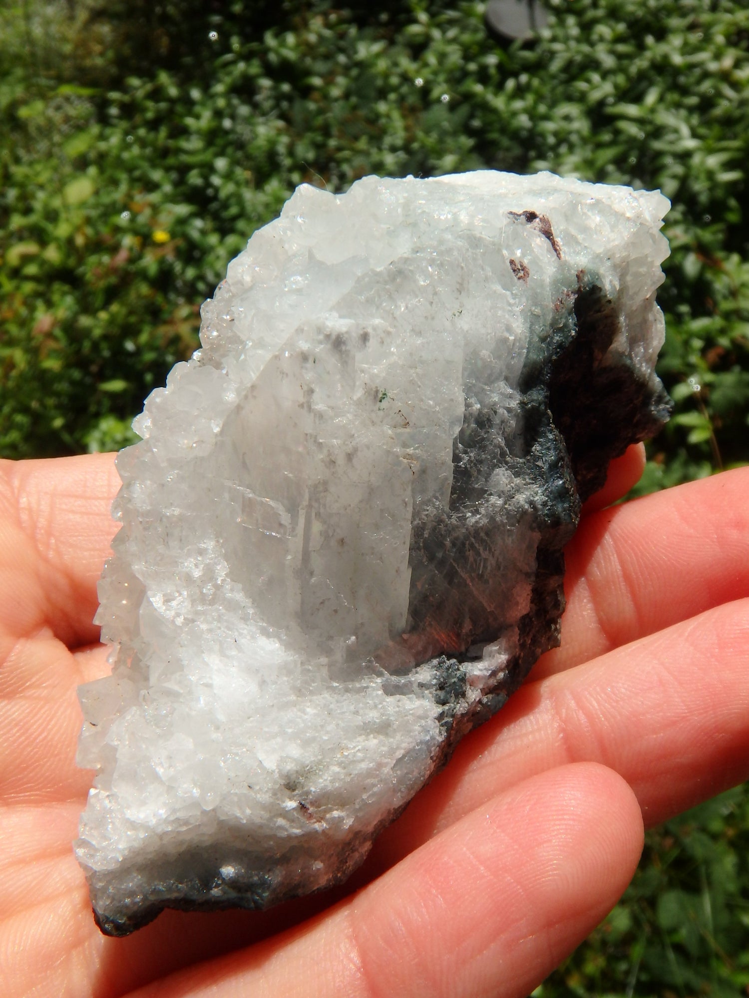 Shimmering Quartz & Apophyllite Druzy Points on Clear Calcite Matrix From India - Metiz Tier Price