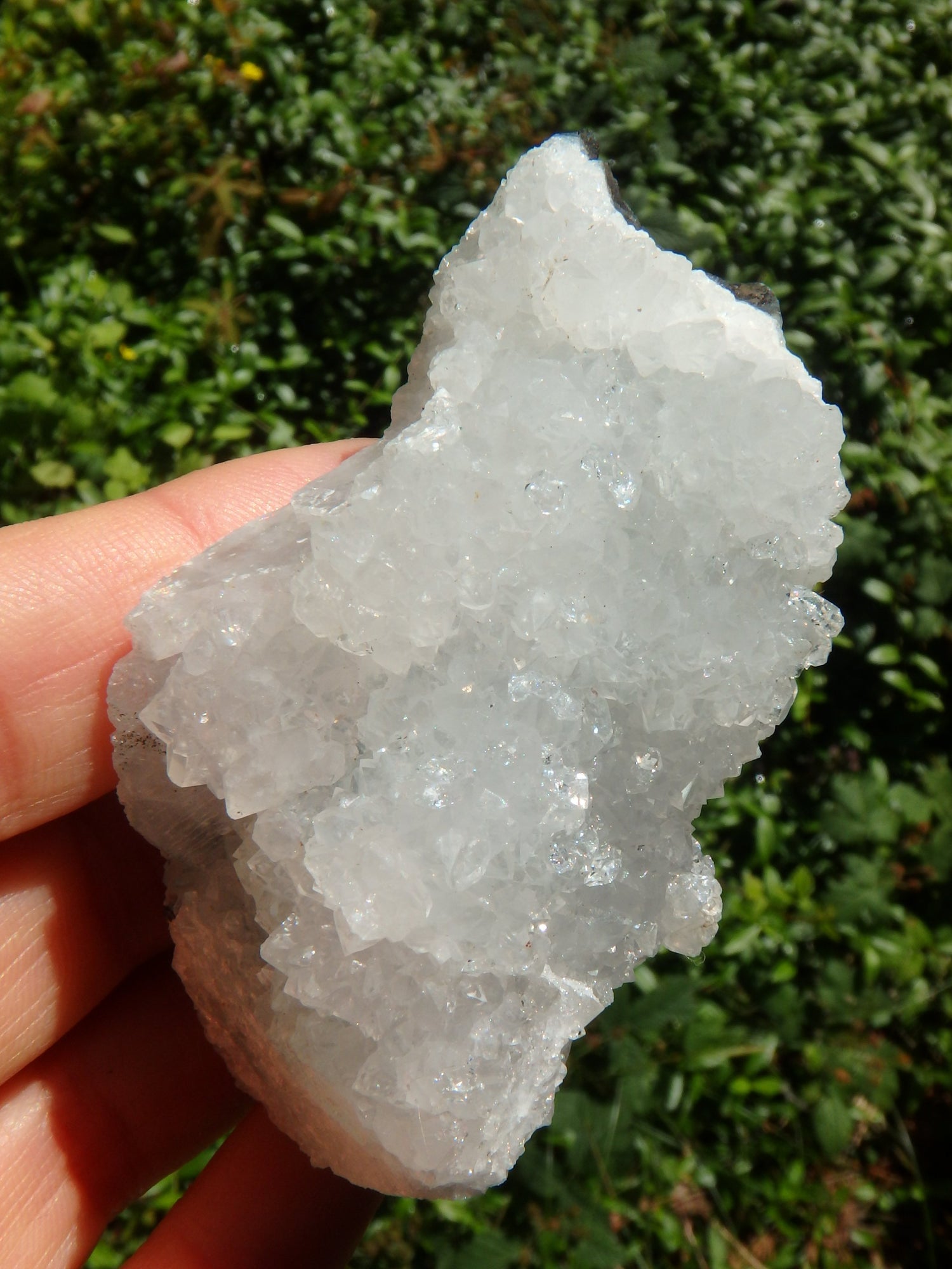 Shimmering Quartz & Apophyllite Druzy Points on Clear Calcite Matrix From India - Metiz Tier Price