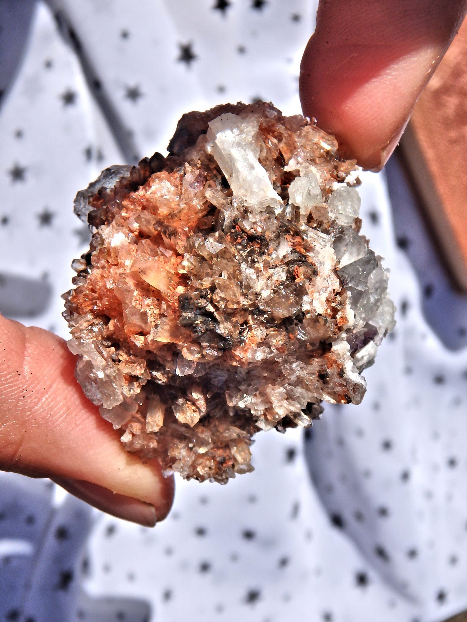 Sparkling Orange & Black Natural Creedite With Fluorite Inclusions from Mexico - Metiz Tier Price