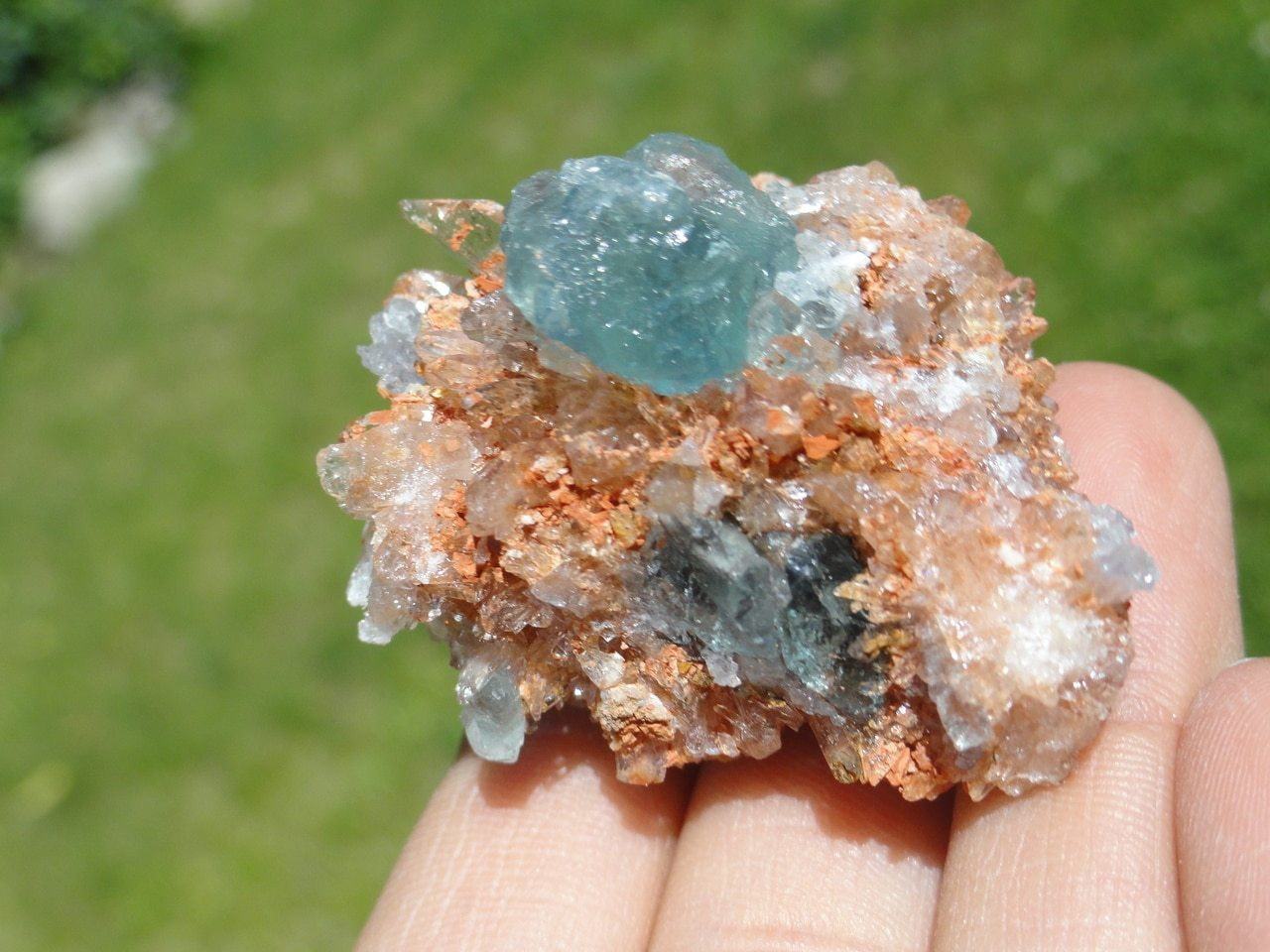  CREEDITE & FLUORITE CLUSTER~ Stone of Creative Visualization*