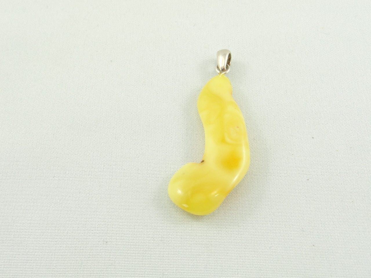  BALTIC AMBER BUTTERSCOTCH  PENDANT~ CALMS NERVES, INCREASES CONFIDENCE & MENTAL CLARITY*