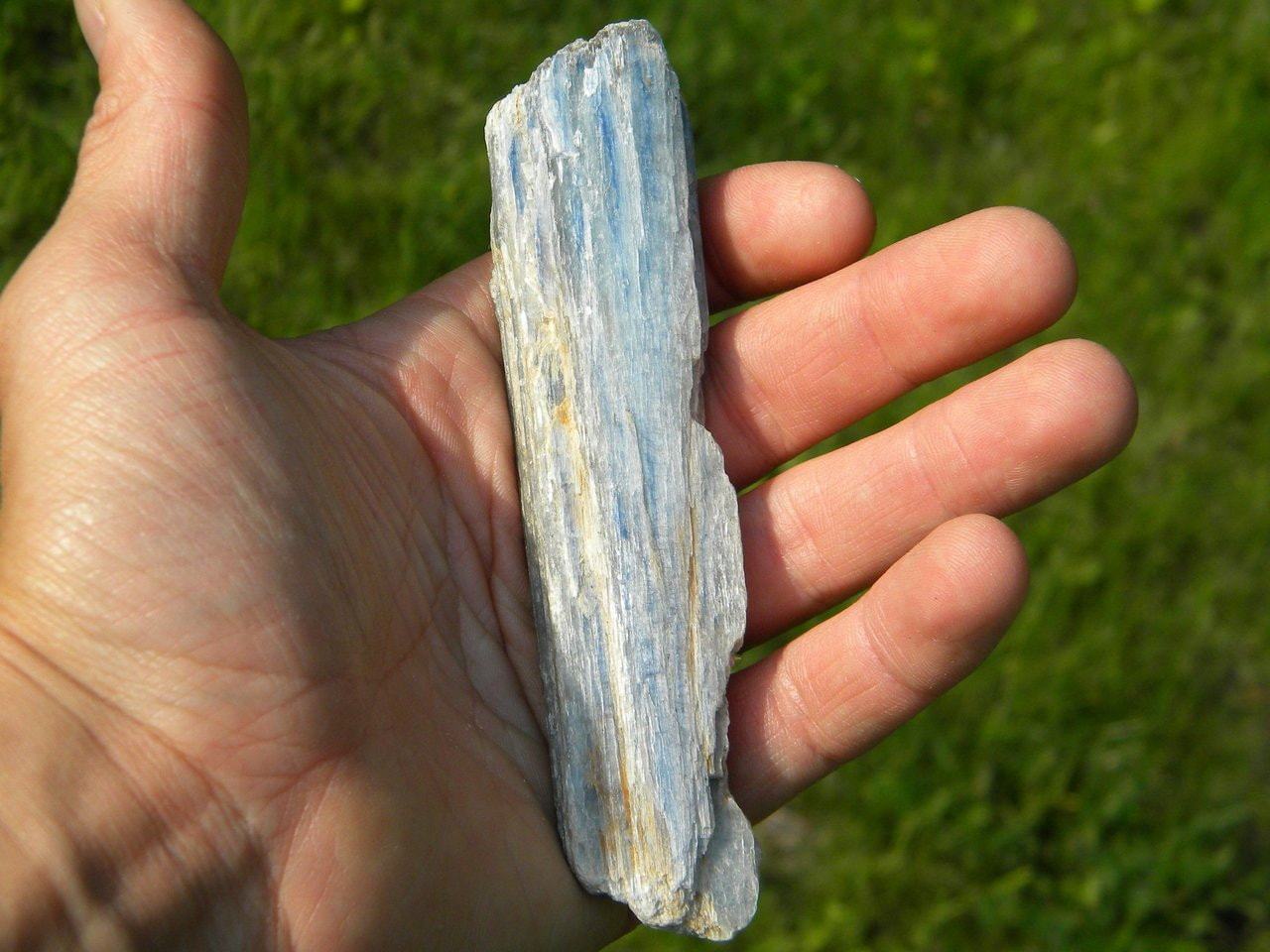  BLUE KYANITE~ Stone of Psychic Ability, Telepathy, Past-Life Recall**