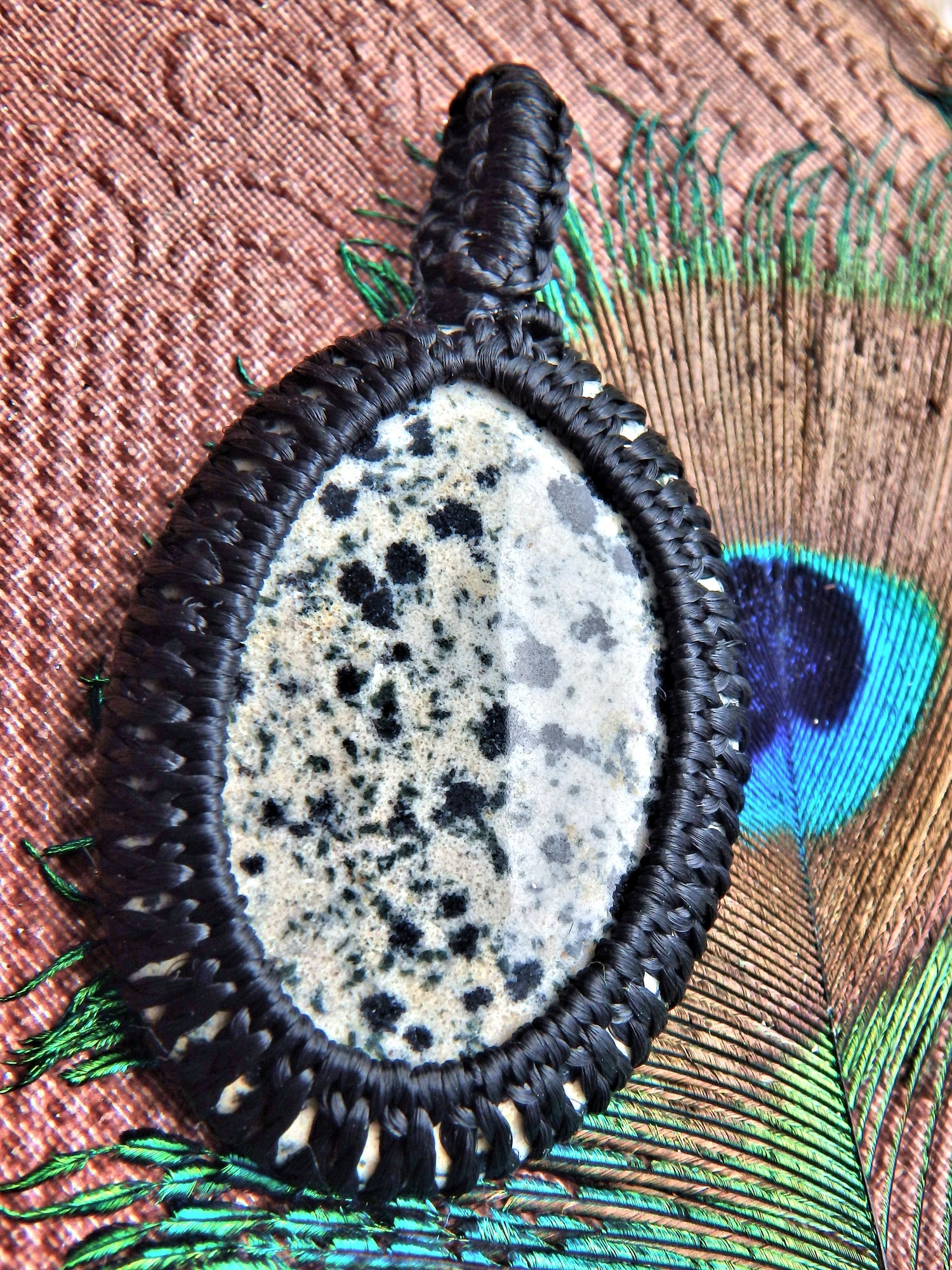 Spotted Dalmatian Jasper  Macrame Wrapped Pendant - Metiz Tier Price