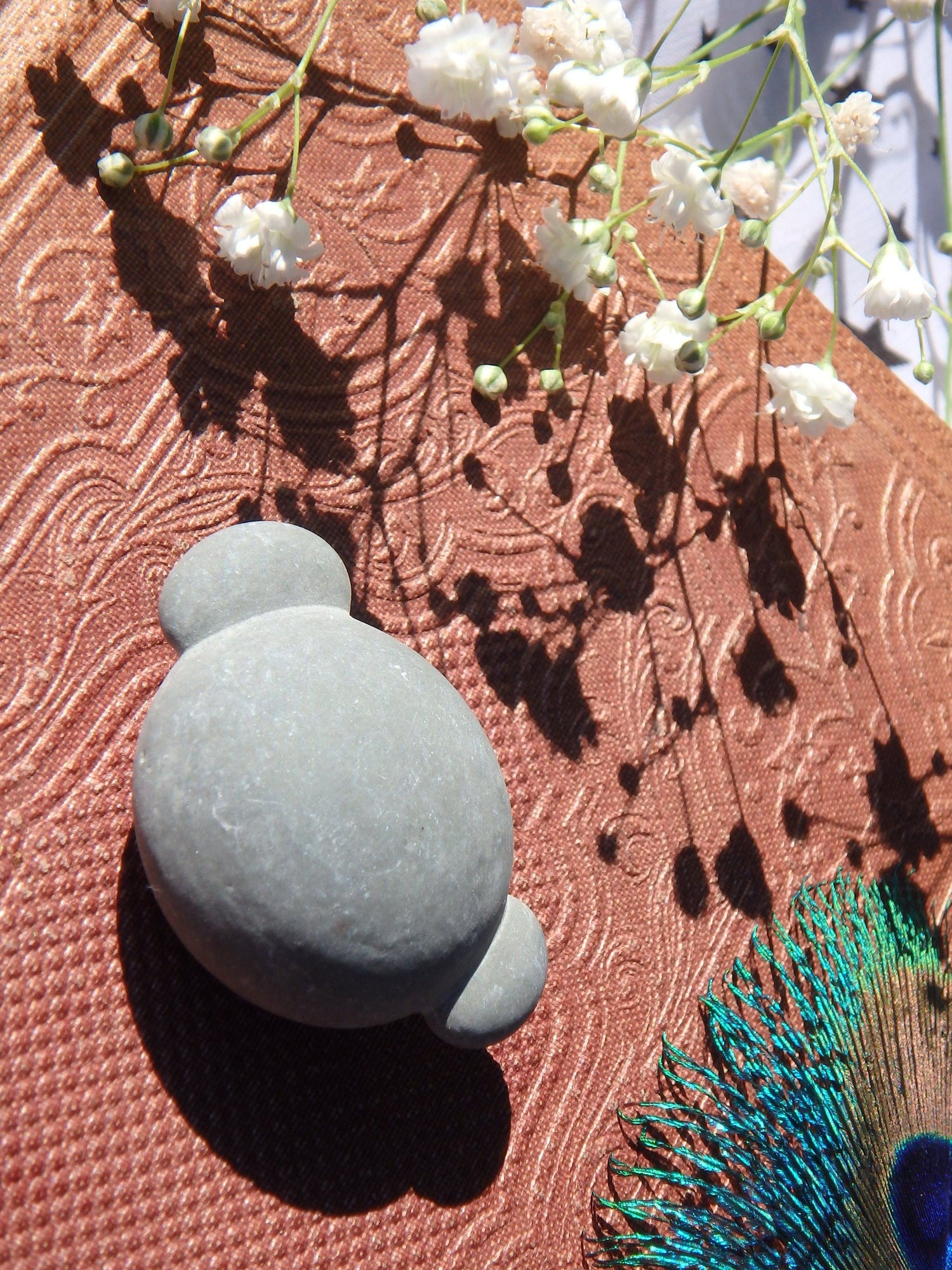  Cute Hand Held Fairy Stone From Quebec, Canada1