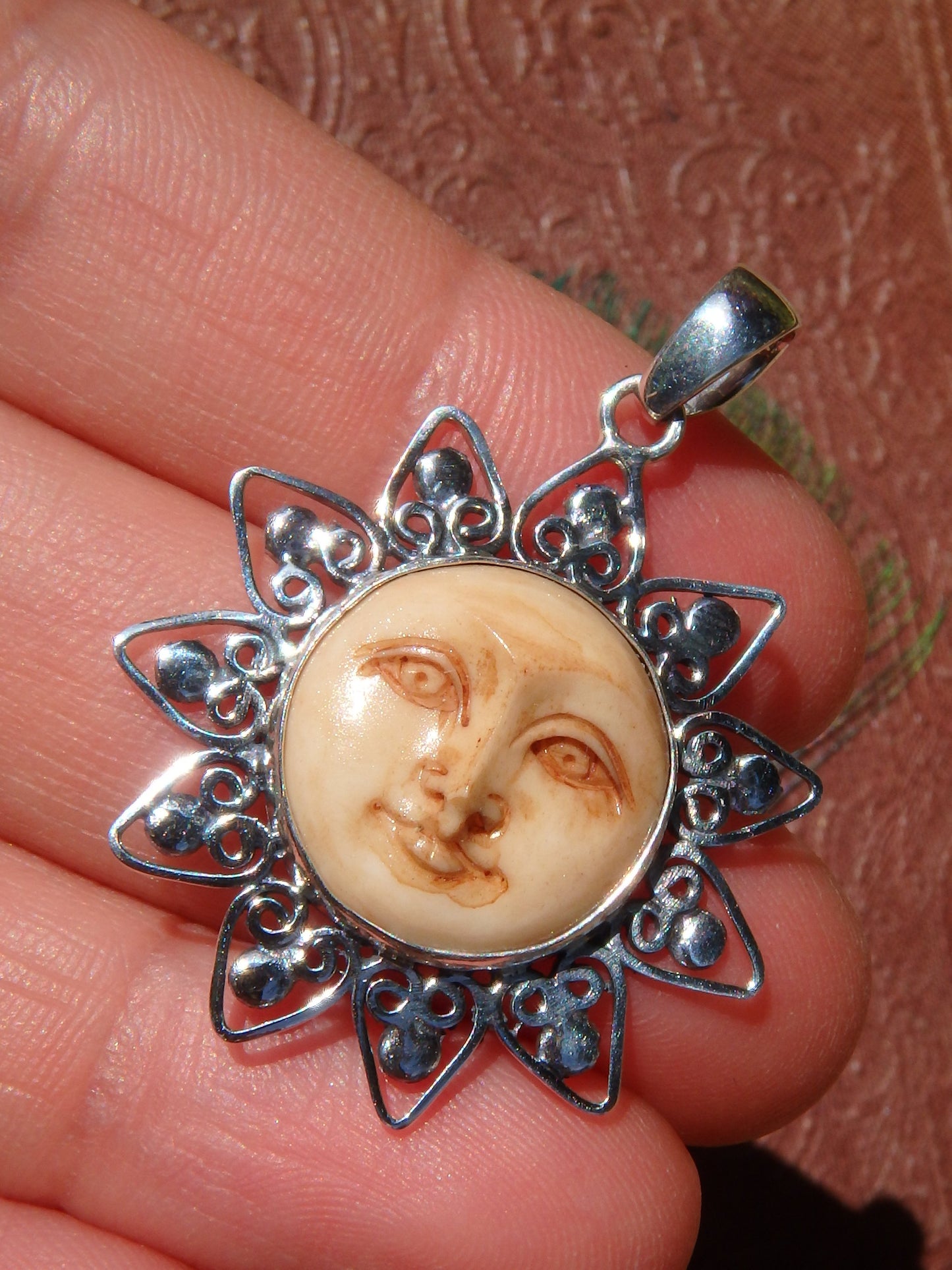  Goddess Sun Bone  Pendant in Sterling Silver (Includes Silver Chain)1 Default Title - Earth Family Crystals