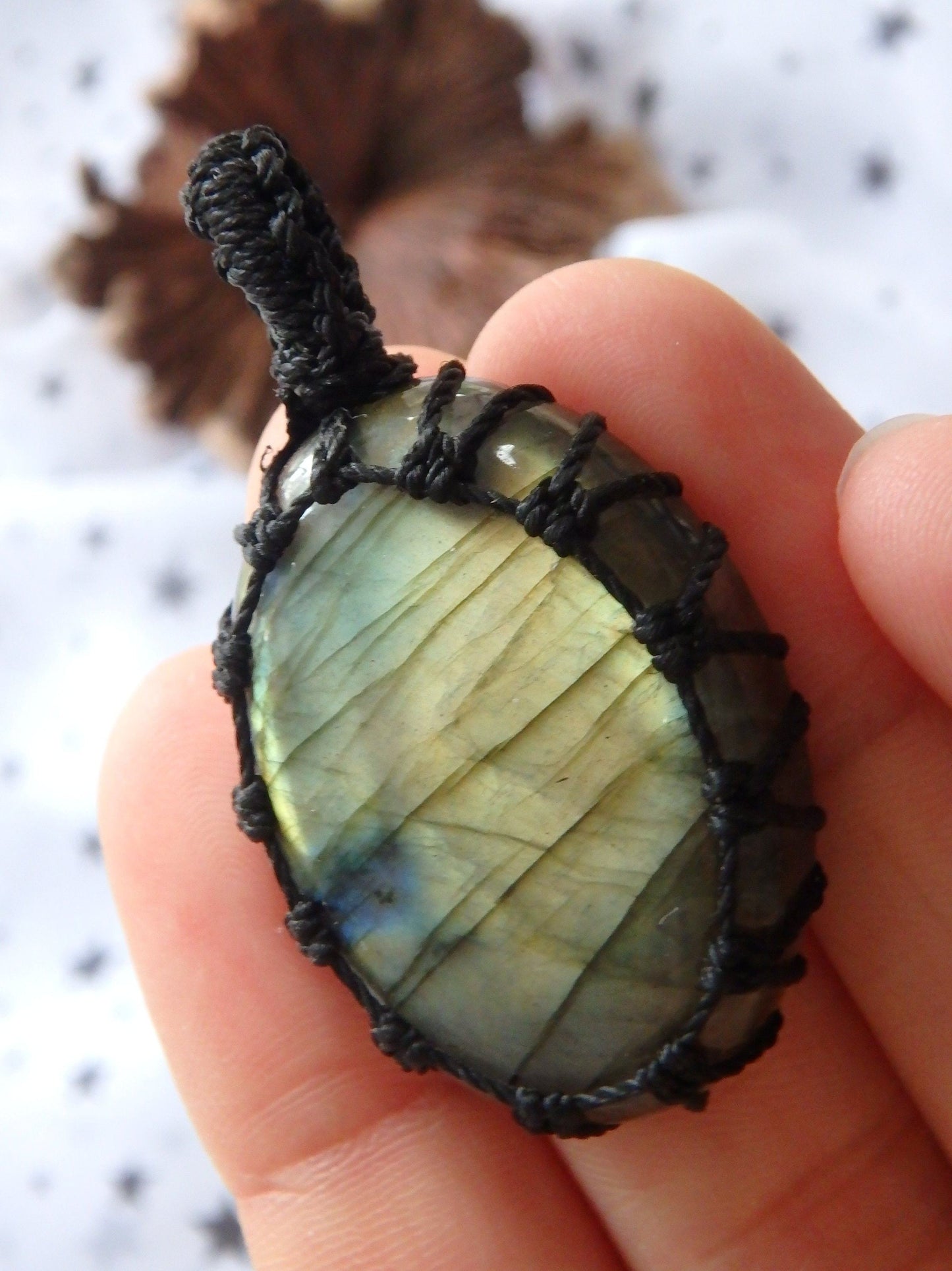  Dancing Golden Flashes Labradorite Macrame Pendant