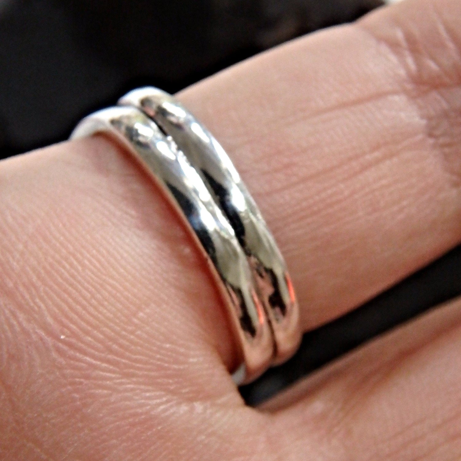  Elegant Deep Blue Labradorite Gemstone Ring in Sterling Silver (Size 9)