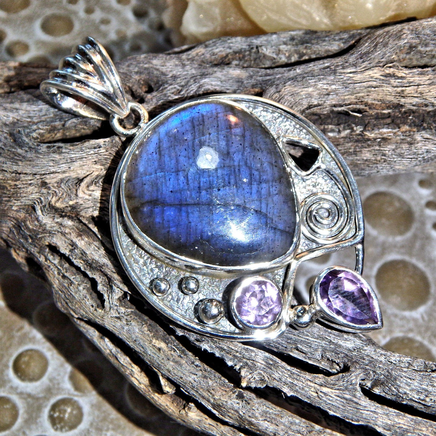 Colourful Awakening Labradorite & Faceted Amethyst Pendant Sterling Silver (Includes Silver Chain)