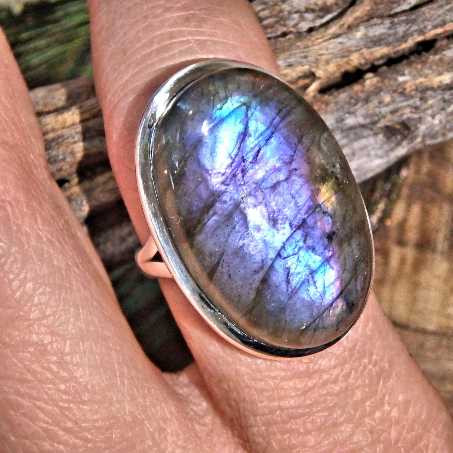  Chunky Rare Optical Dark Purple Flashes Labradorite Ring in Sterling Silver (Size 9.5)