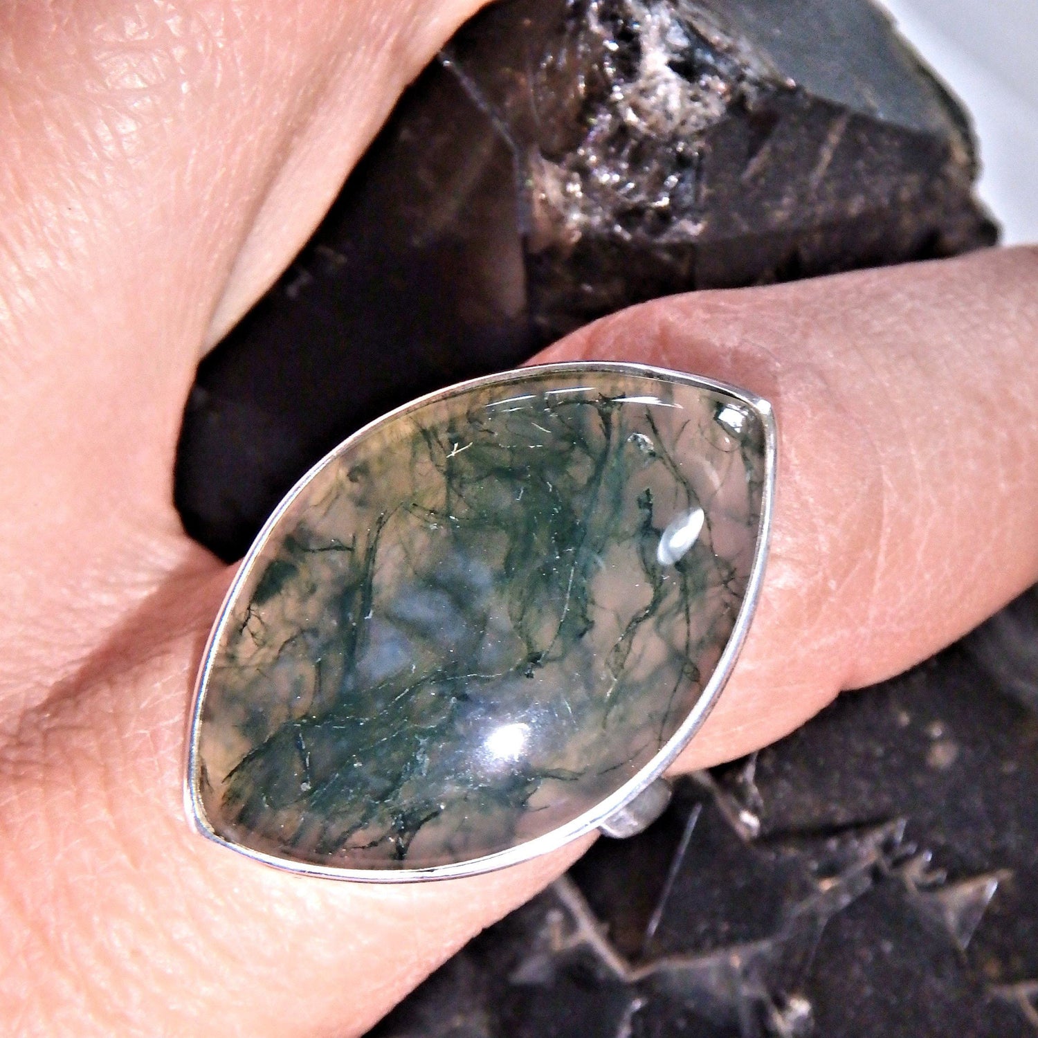  Earthy Green Veins Moss Agate  Gemstone Ring in Sterling Silver (Size 7.5)