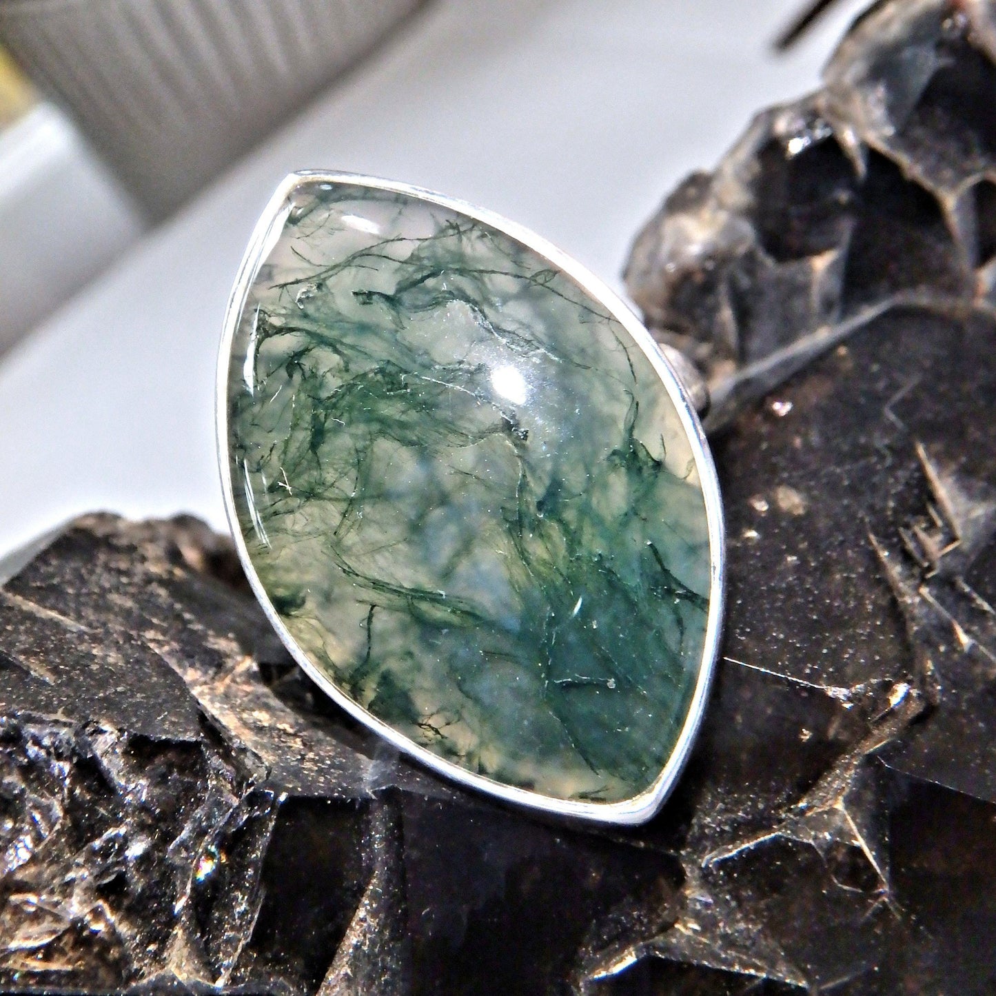  Earthy Green Veins Moss Agate  Gemstone Ring in Sterling Silver (Size 7.5)