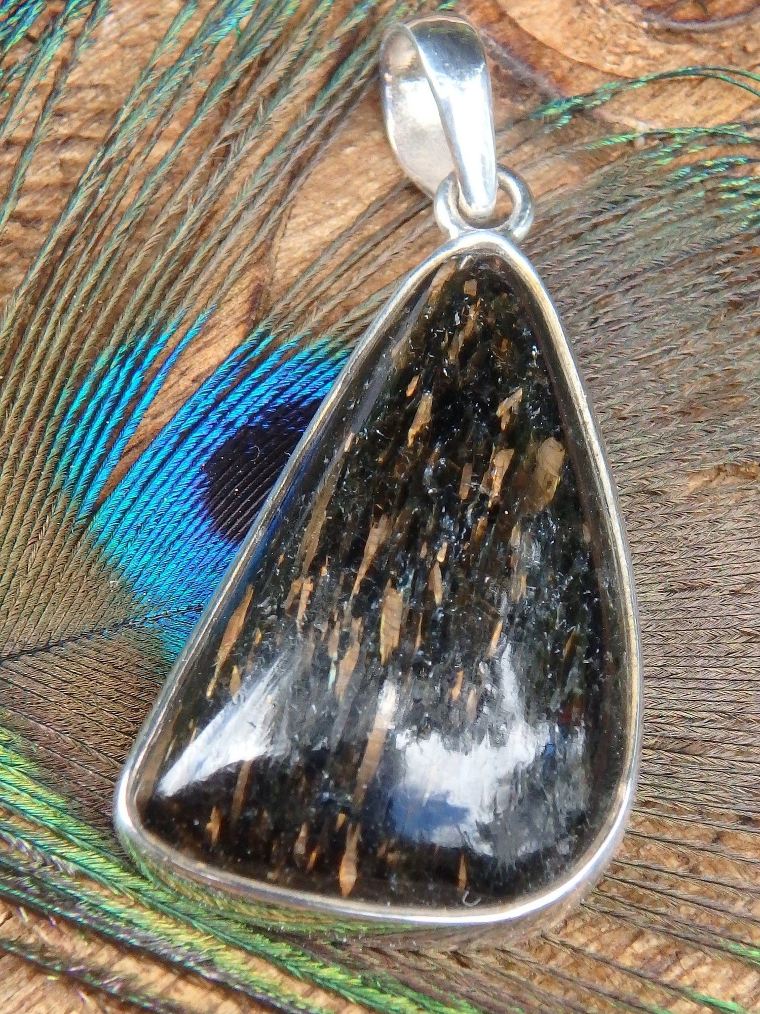  Brilliant Golden Flashes Nuummite From Greenland Pendant in Sterling Silver (Includes Silver Chain) 1