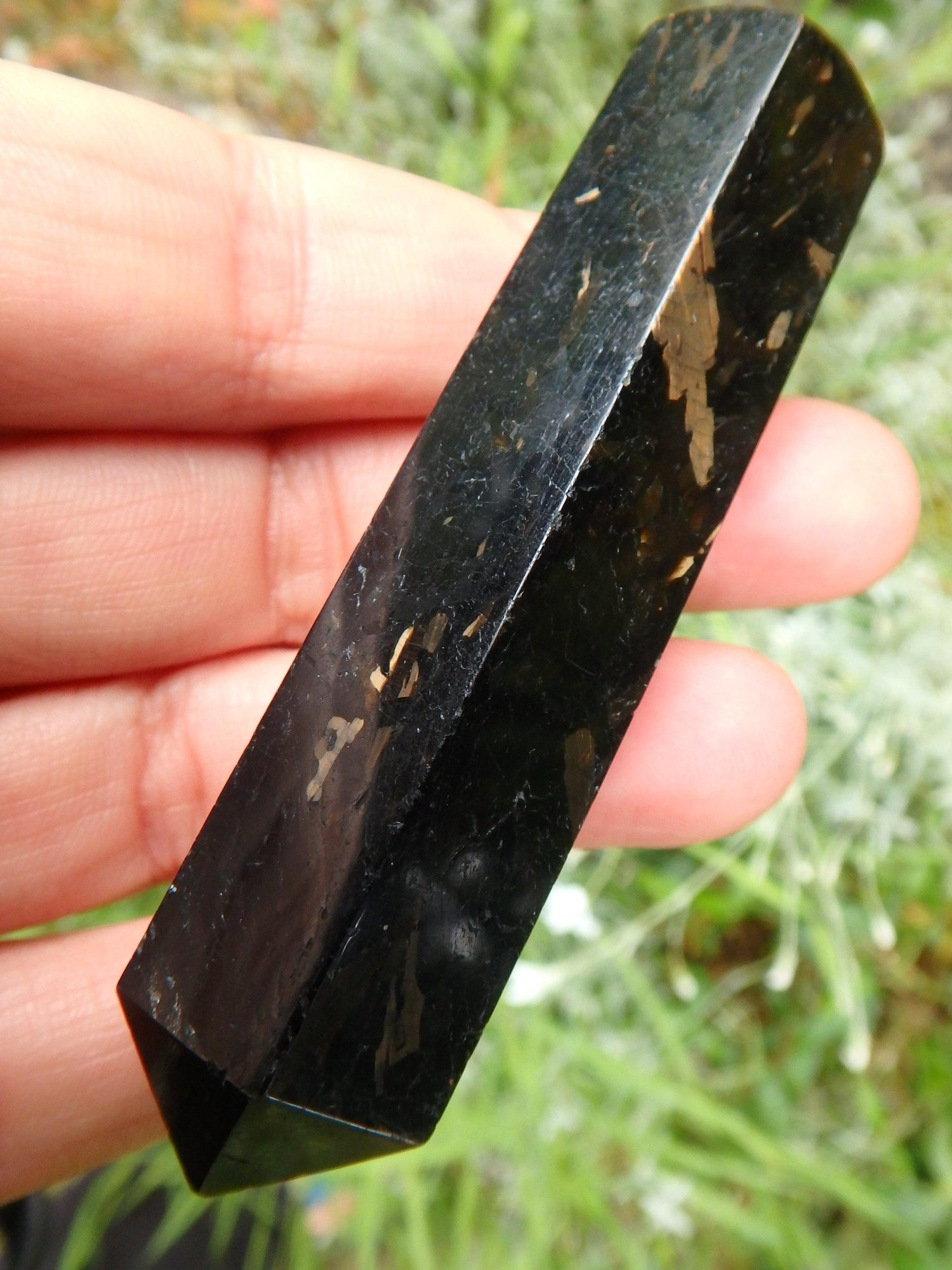  Beautiful Flashes of Color~Genuine Greenland Nuummite Wand Carving 1