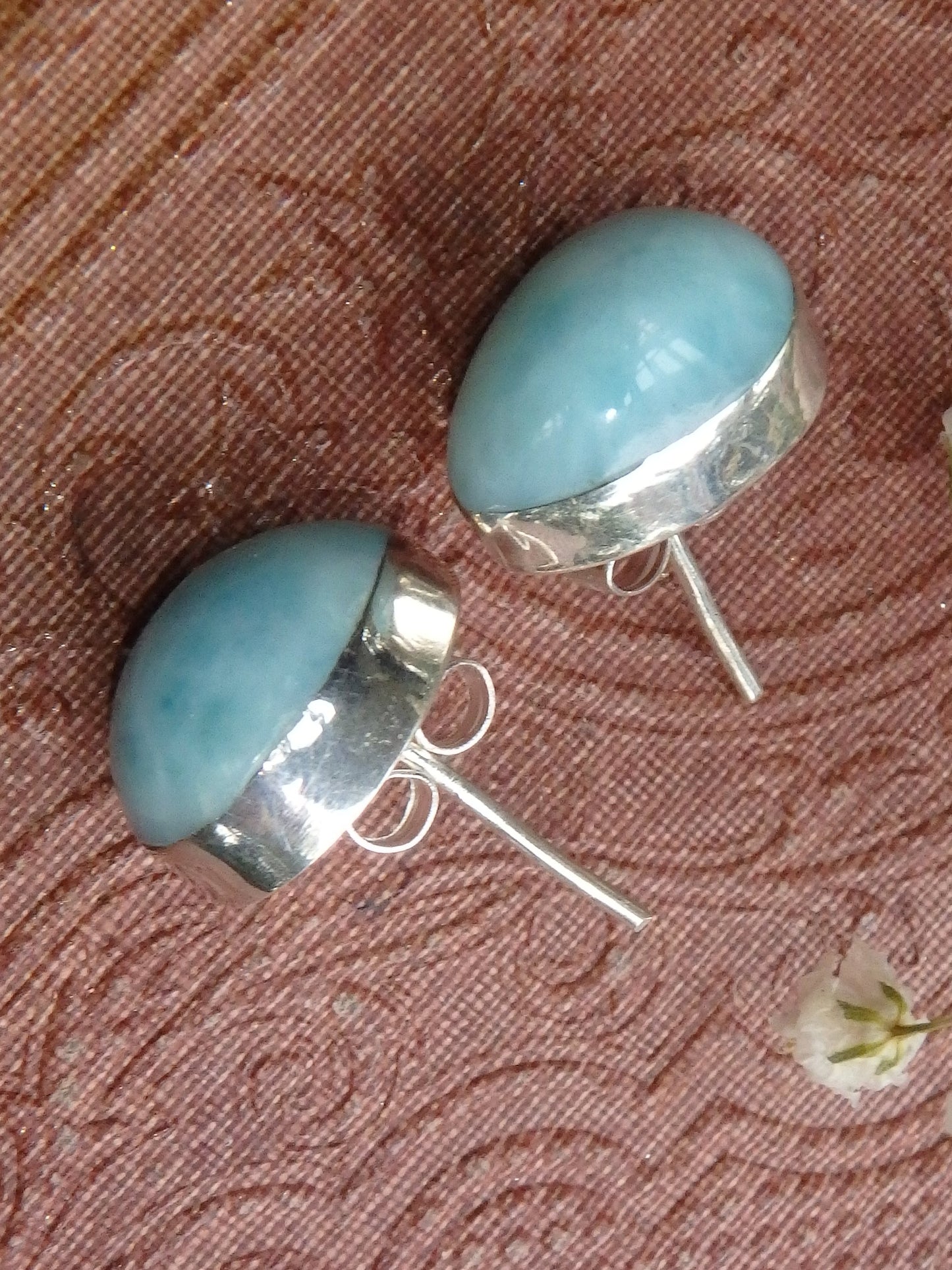 Show Stopper Tranquil Blue Larimar Studs in Sterling Silver - Metiz Tier Price