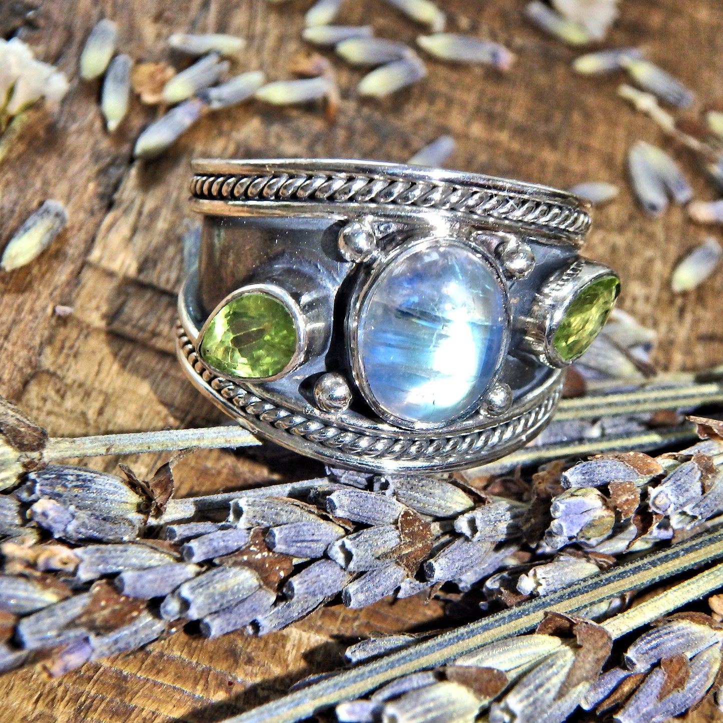  Dazzling Faceted Peridot & Glowing Rainbow Moonstone Sterling Silver Ring (Size 9)