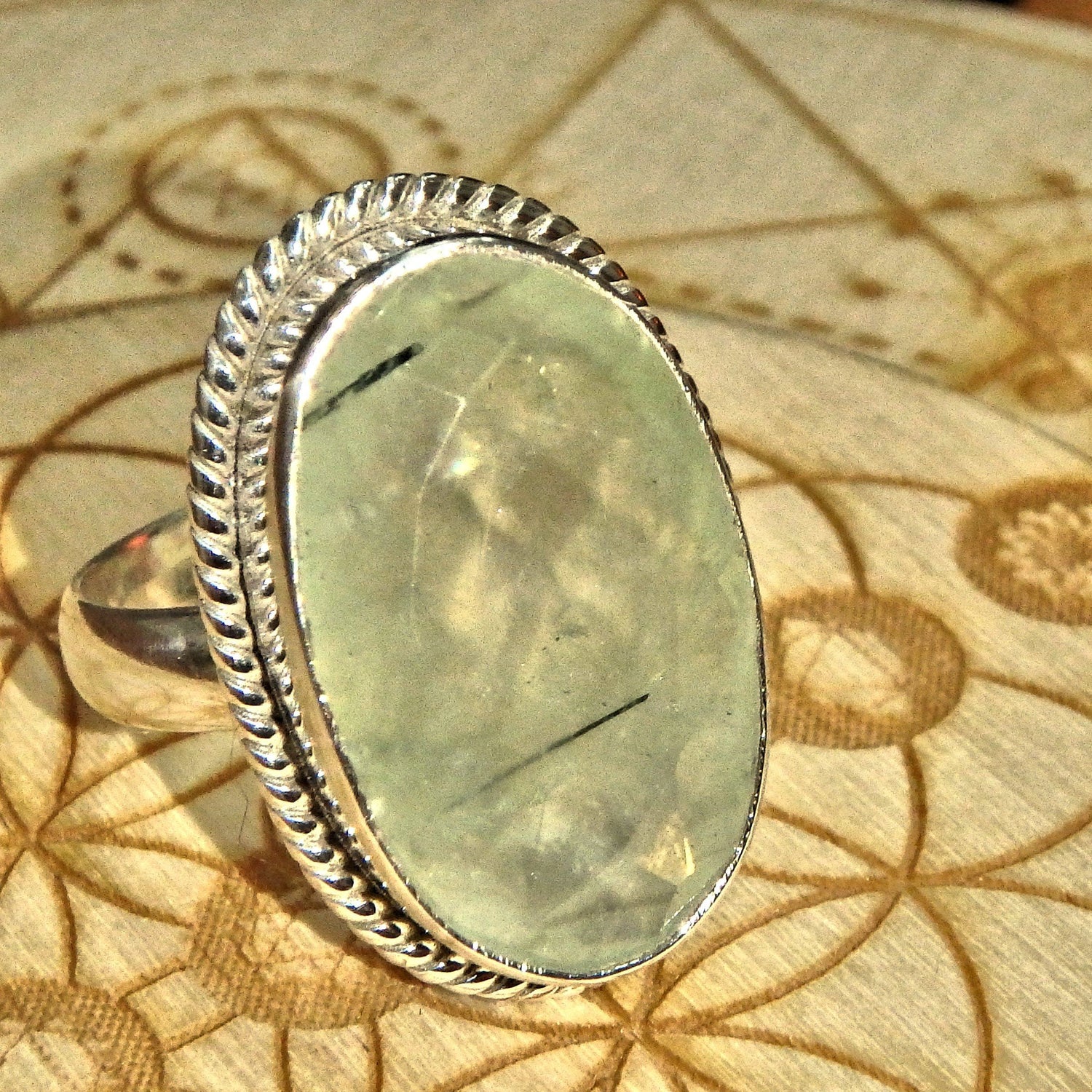  Chunky Faceted Mint Green Prehnite & Epidote Threads Sterling Silver Ring (Size 9.5)
