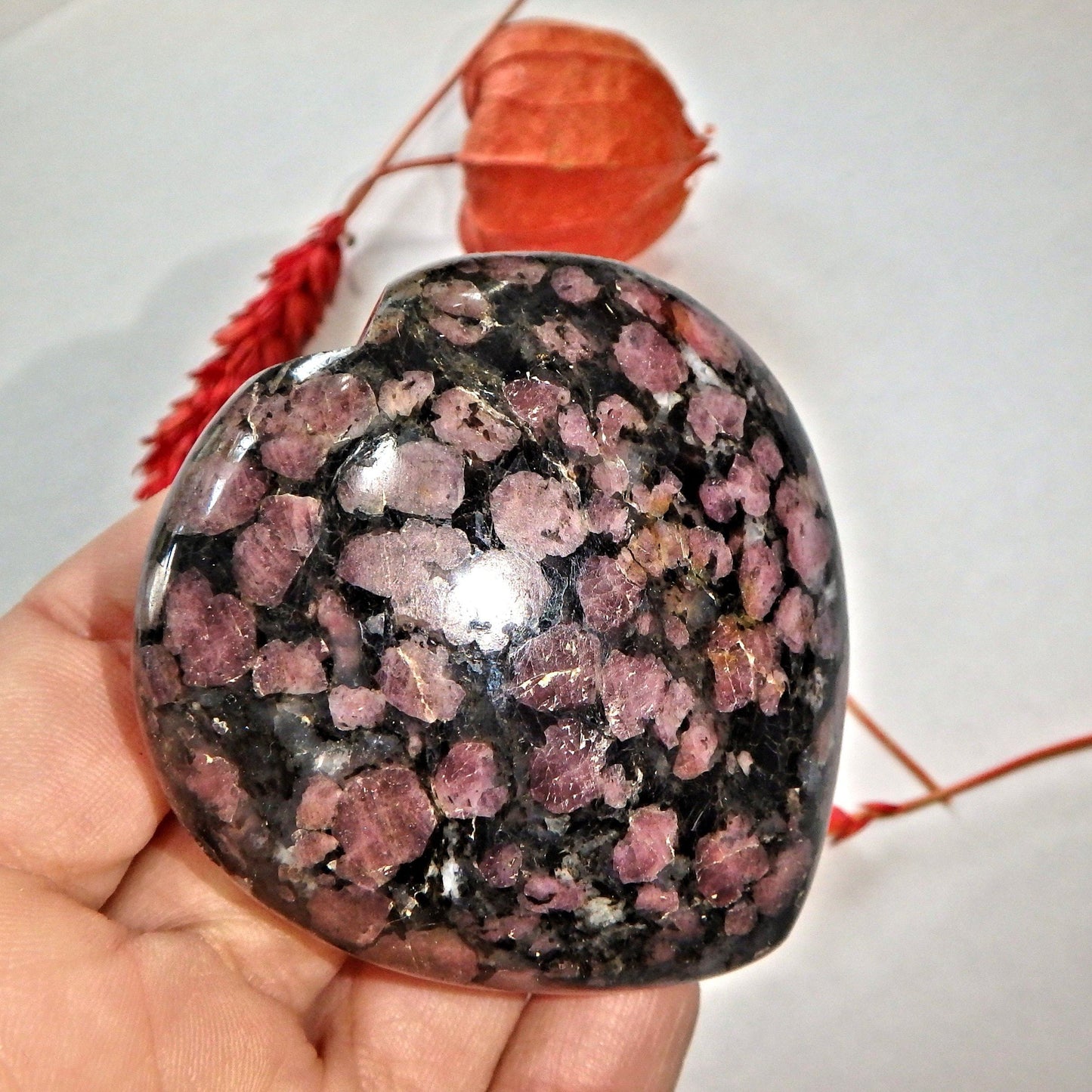  Cranberry Red Spinel Inclusions in Fuchsite Heart Carving 3
