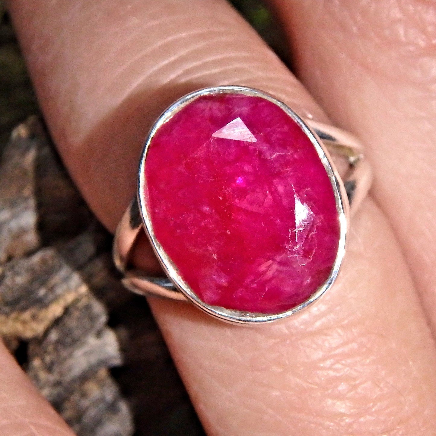  Deep Burgundy Faceted Ruby Gemstone Ring in Sterling Silver (Size 6)