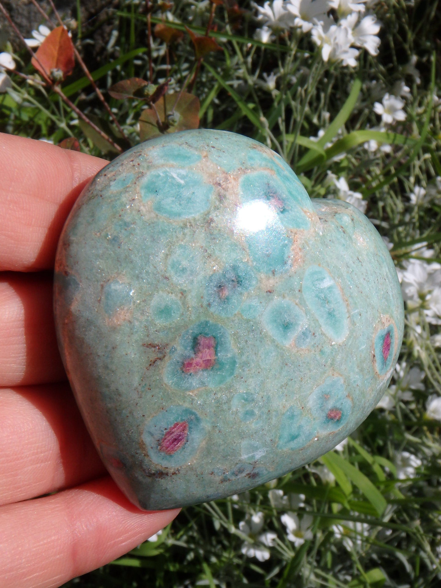  Beautiful Mint Green & Deep Lipstick Pink Ruby Fuschite Heart Carving 3