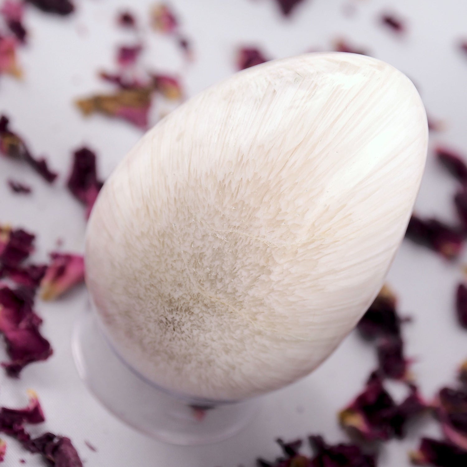  Bursting Flower Sheen Scolecite Egg Carving