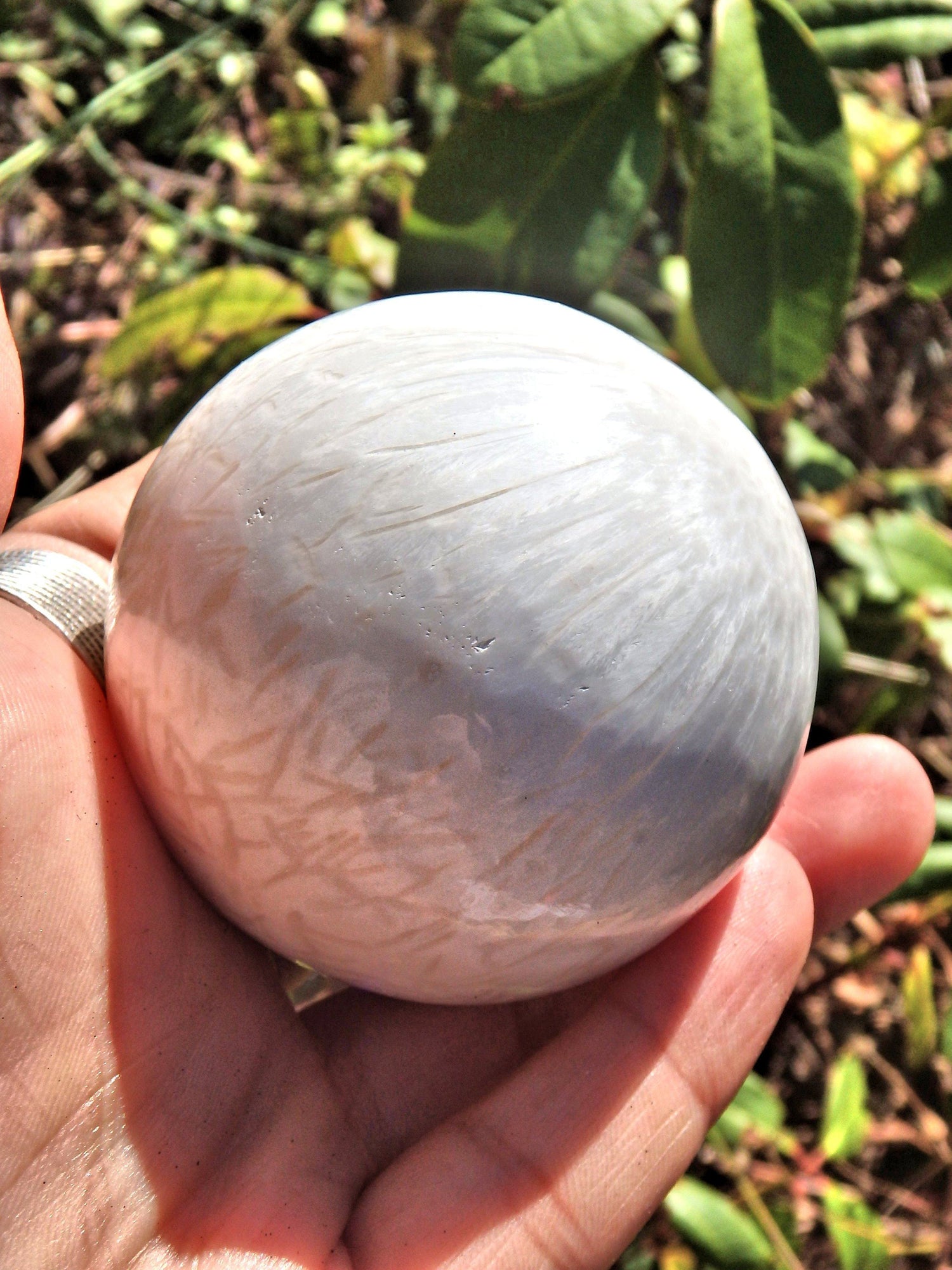  Blooming Silky White Flower Pattern Scolecite Sphere Carving