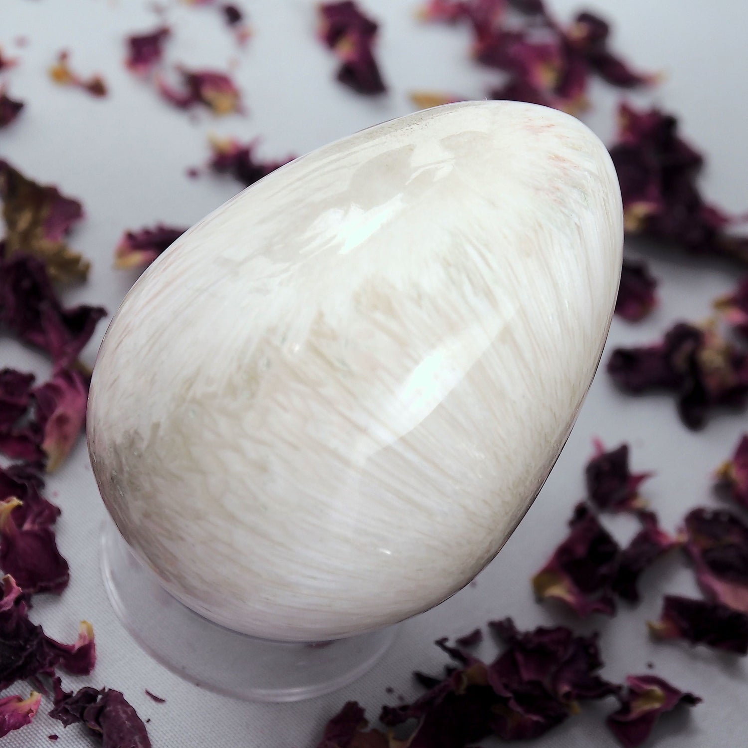  Bursting Flower Sheen Scolecite Egg Carving