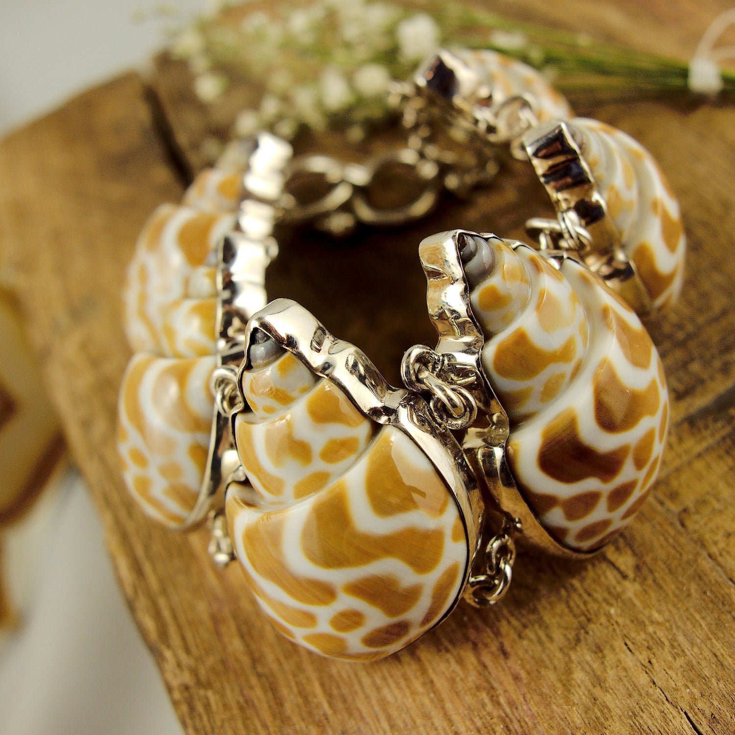  Chunky Mermaid Vibes! Gorgeous Seashell Sterling Silver Adjustable Bracelet