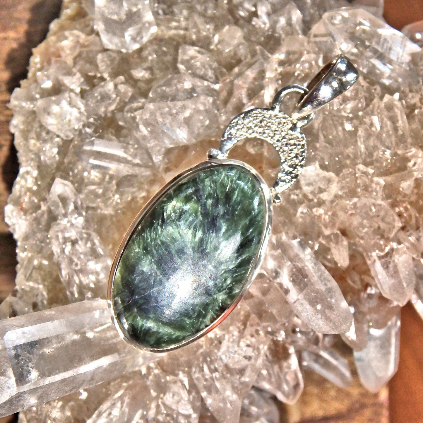  Cute Forest Green Seraphinite Pendant in Sterling Silver (Includes Silver Chain) REDUCED