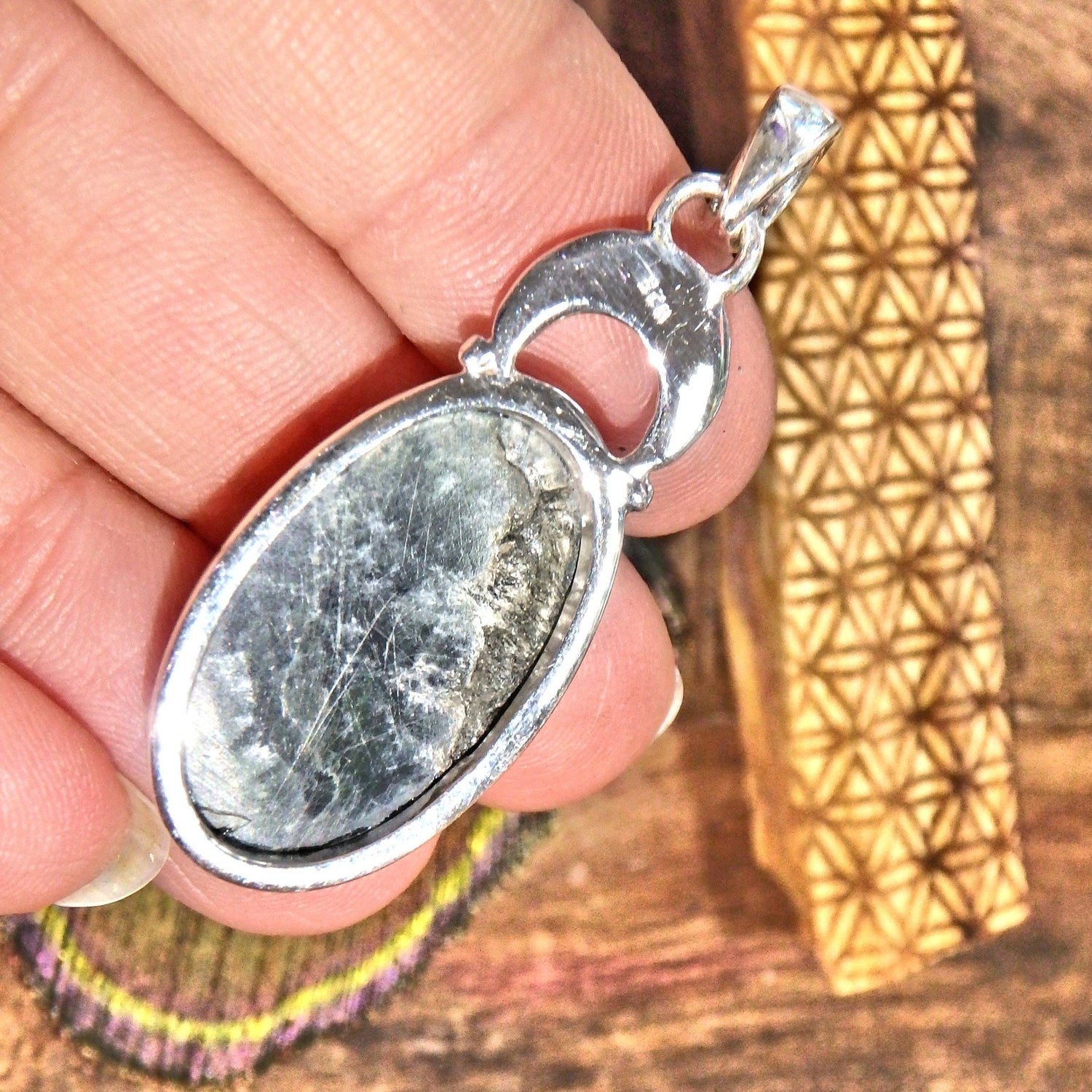  Cute Forest Green Seraphinite Pendant in Sterling Silver (Includes Silver Chain) REDUCED