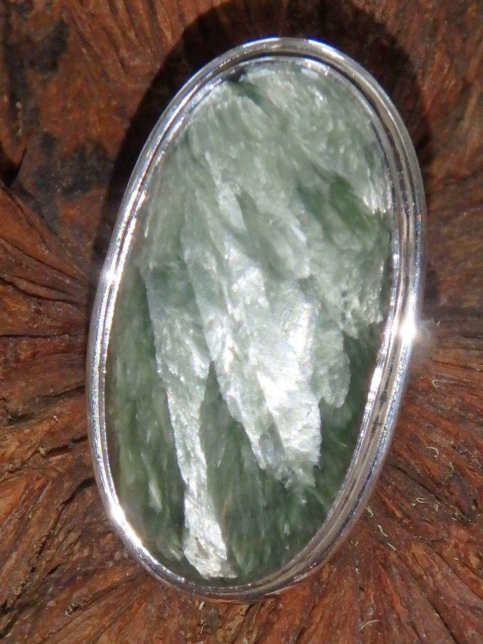  Angelic Silver Angel Wings Seraphinite Chunk Ring in Sterling Silver (Size 9)