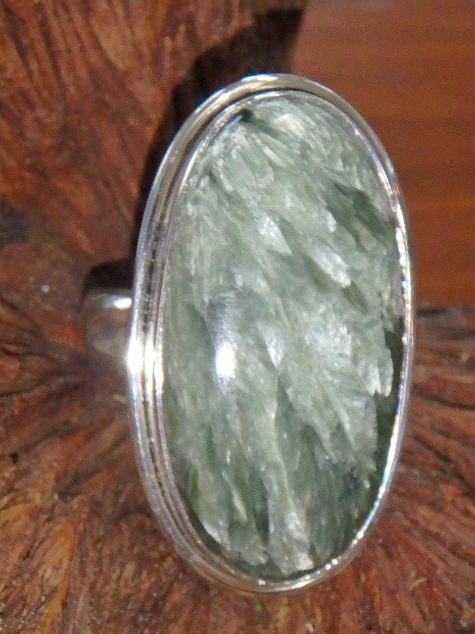  Angelic Silver Angel Wings Seraphinite Chunk Ring in Sterling Silver (Size 9)