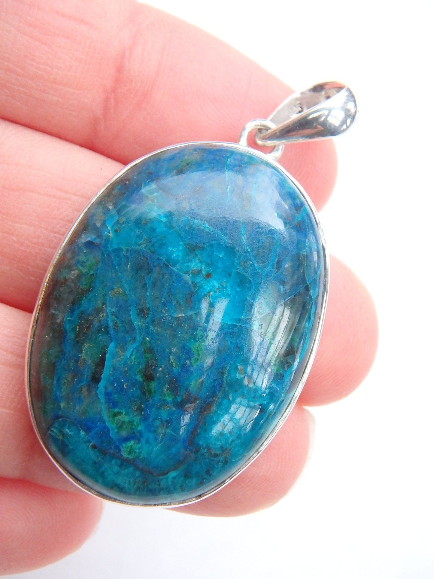  Blue Depth Shattuckite Pendant in Sterling Silver (Includes Silver Chain)