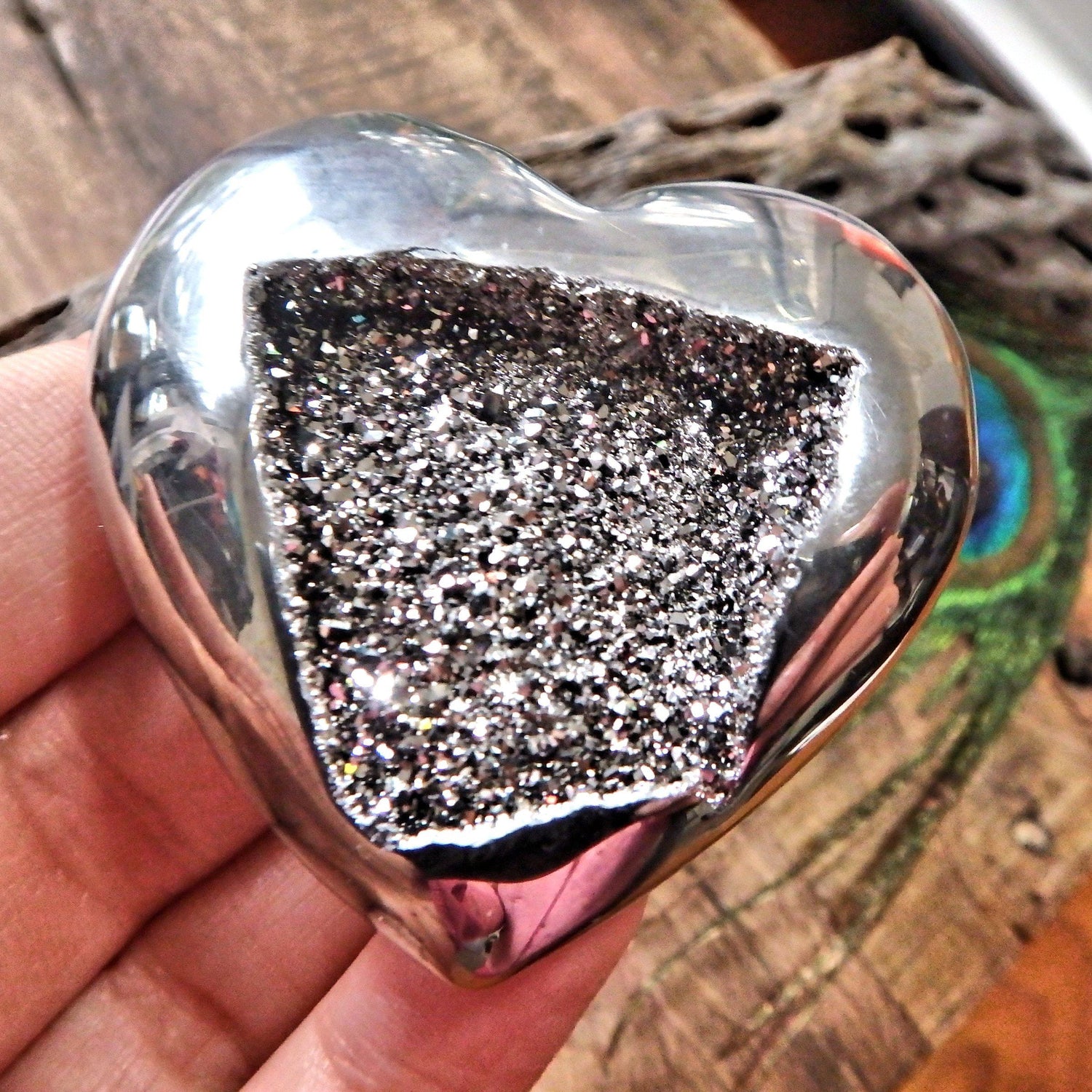  Brilliant Druzy Sparkle Silver Aura Quartz & Agate Geode Heart Carving