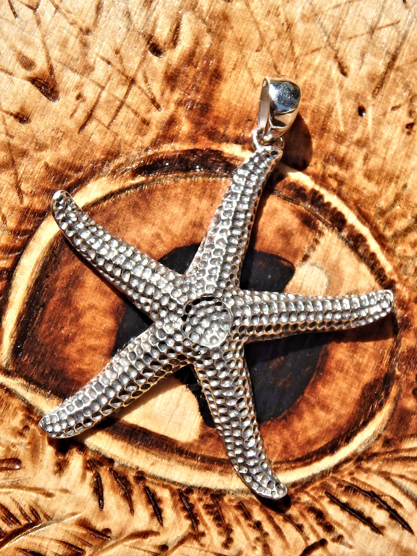Ocean Lovers Starfish Pendant in Sterling Silver (Includes Silver Chain) - Earth Family Crystals