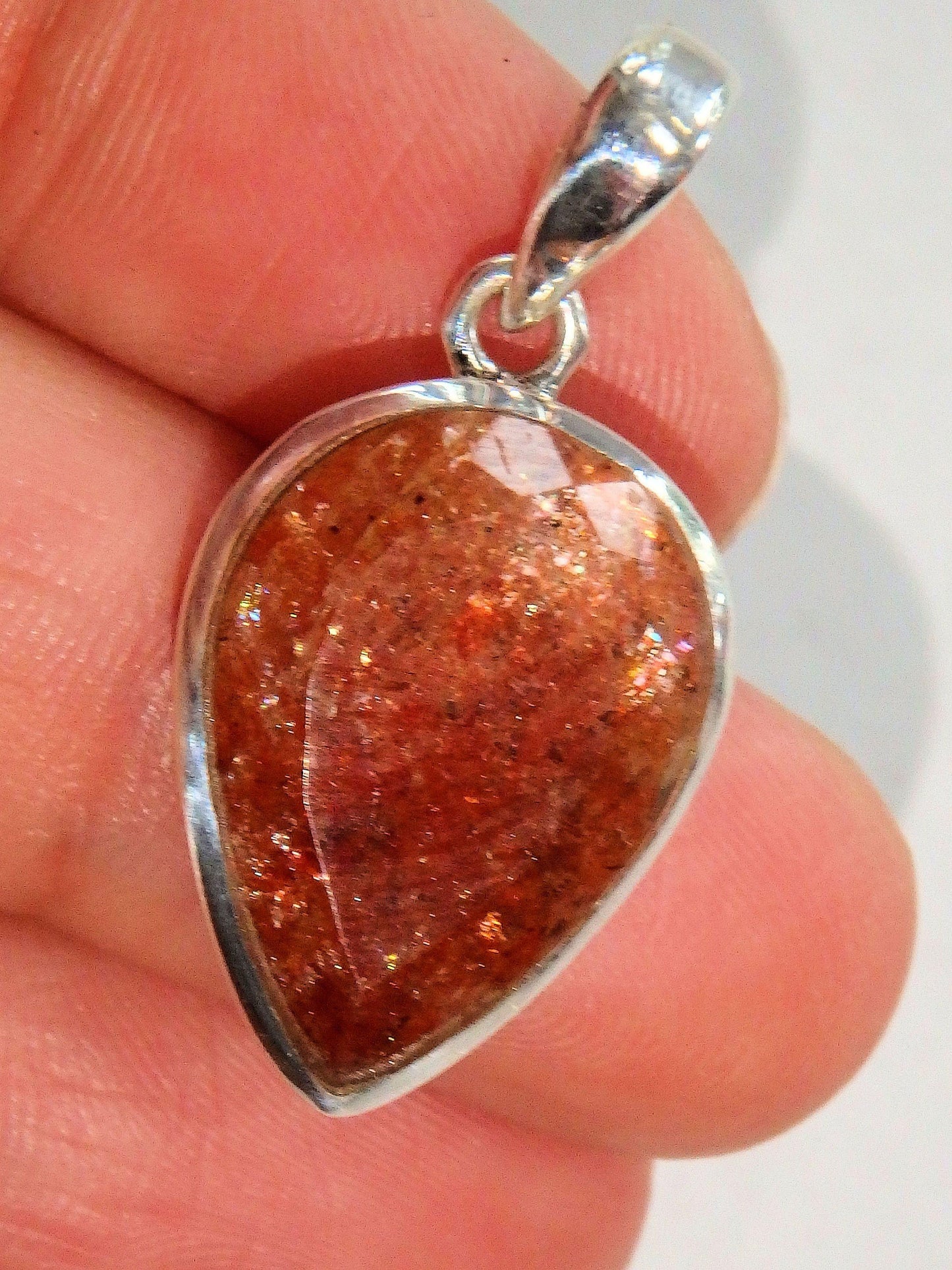  AA Grade Orange Shimmer Sunstone Faceted Pendant in Sterling Silver (Includes Silver Chain)