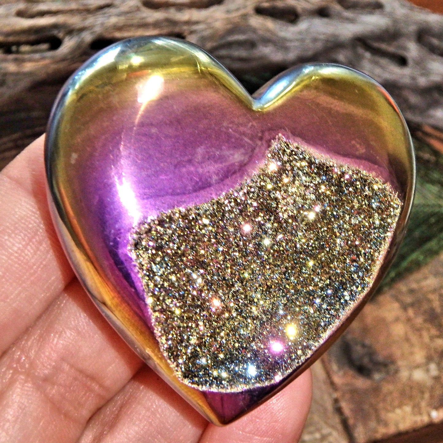  Brilliant Druzy Sparkle Rainbow Titanium Quartz & Agate Geode Heart Carving